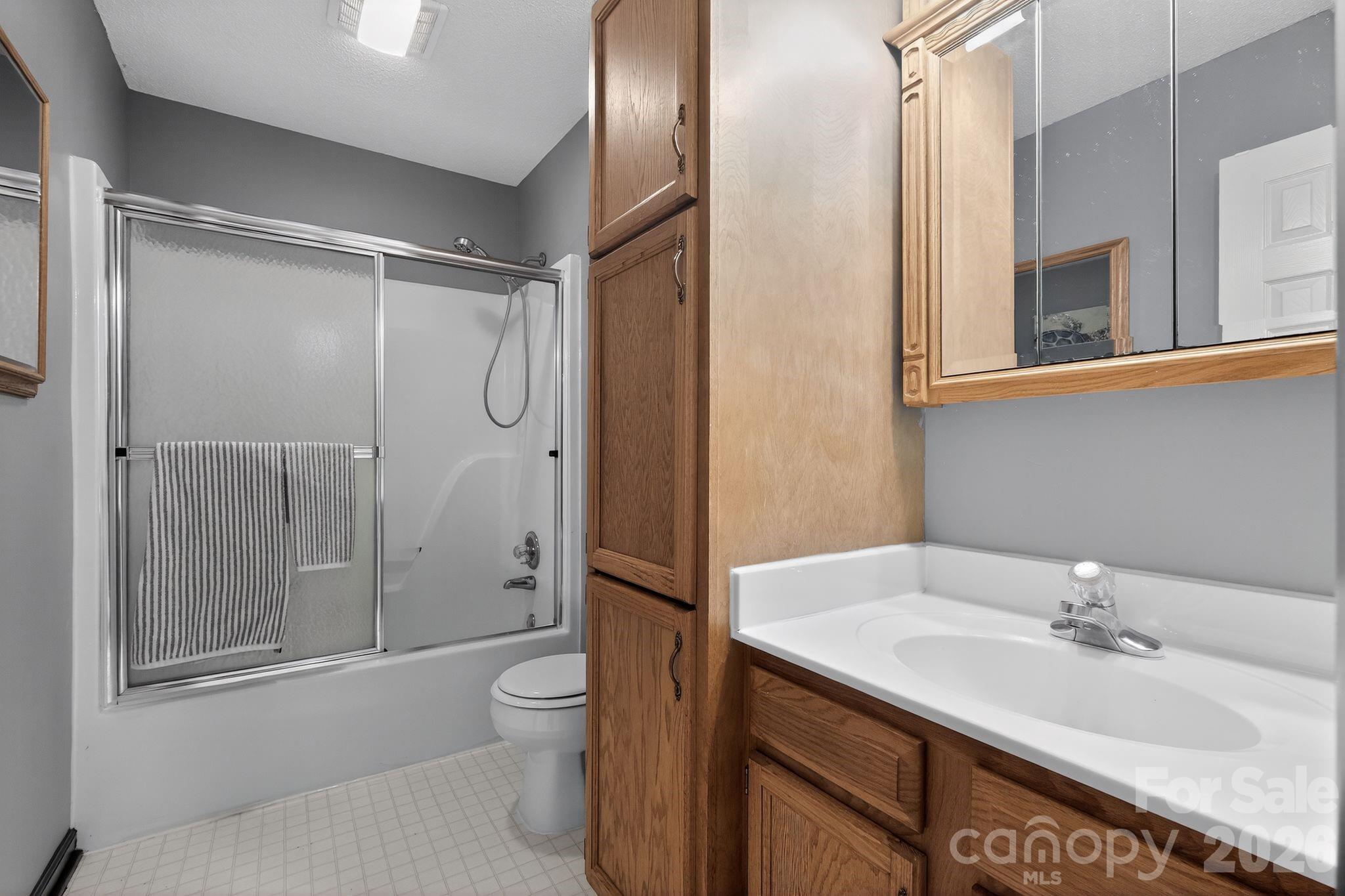 Olde Farm - Residential