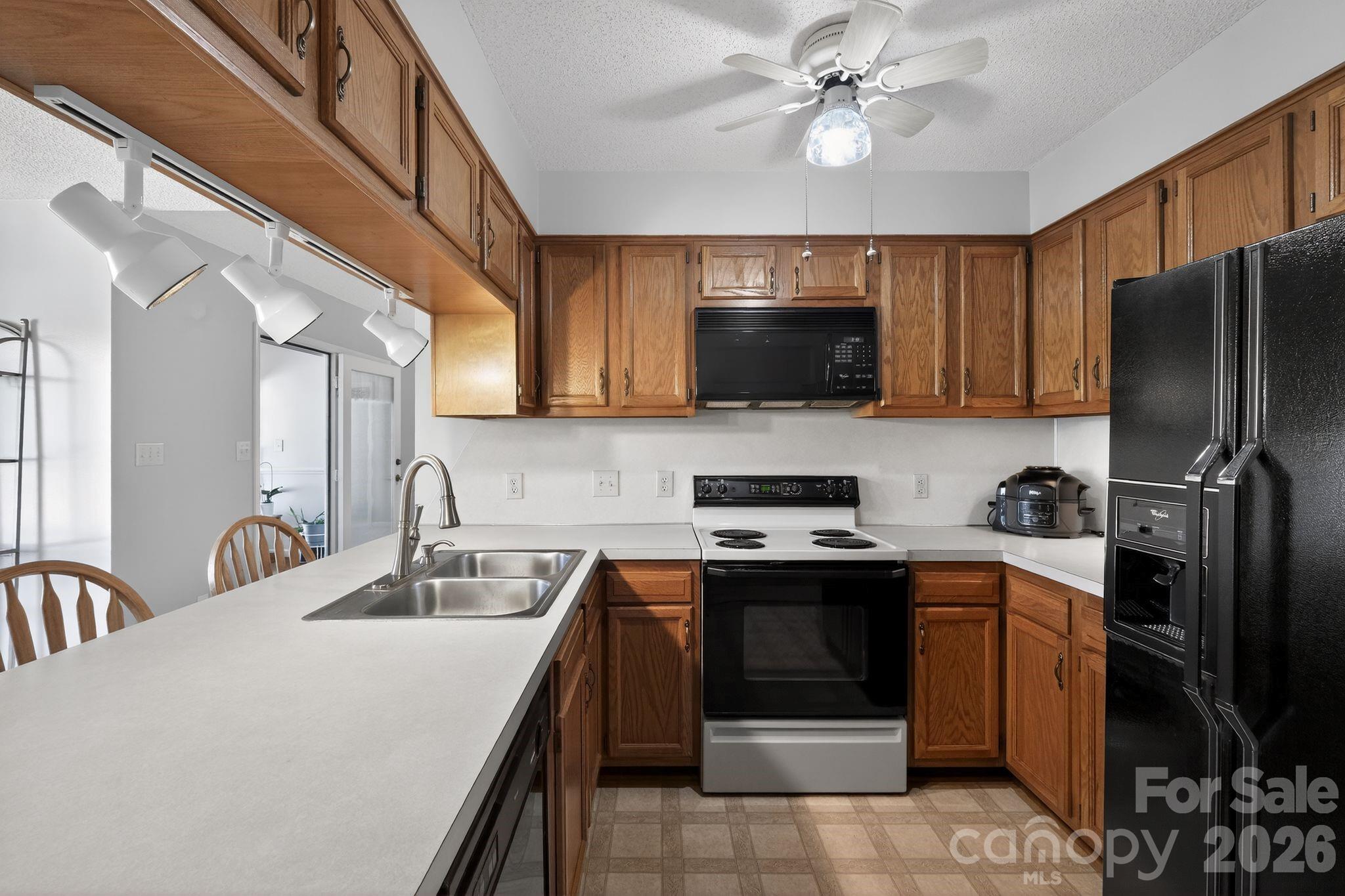 Olde Farm - Residential