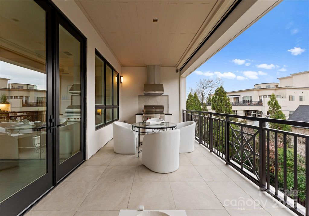 listing image 0