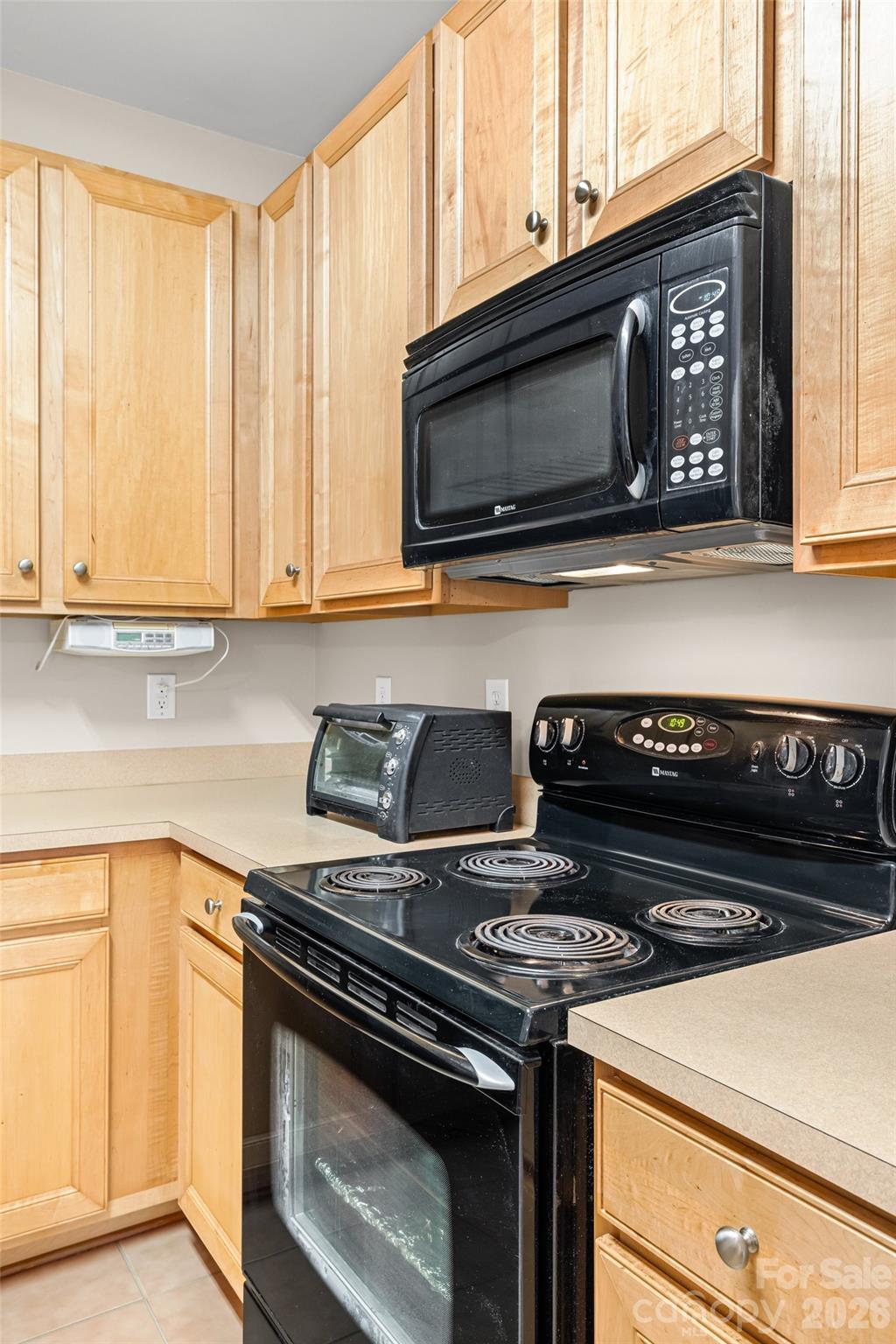 Ridge Pointe - Residential