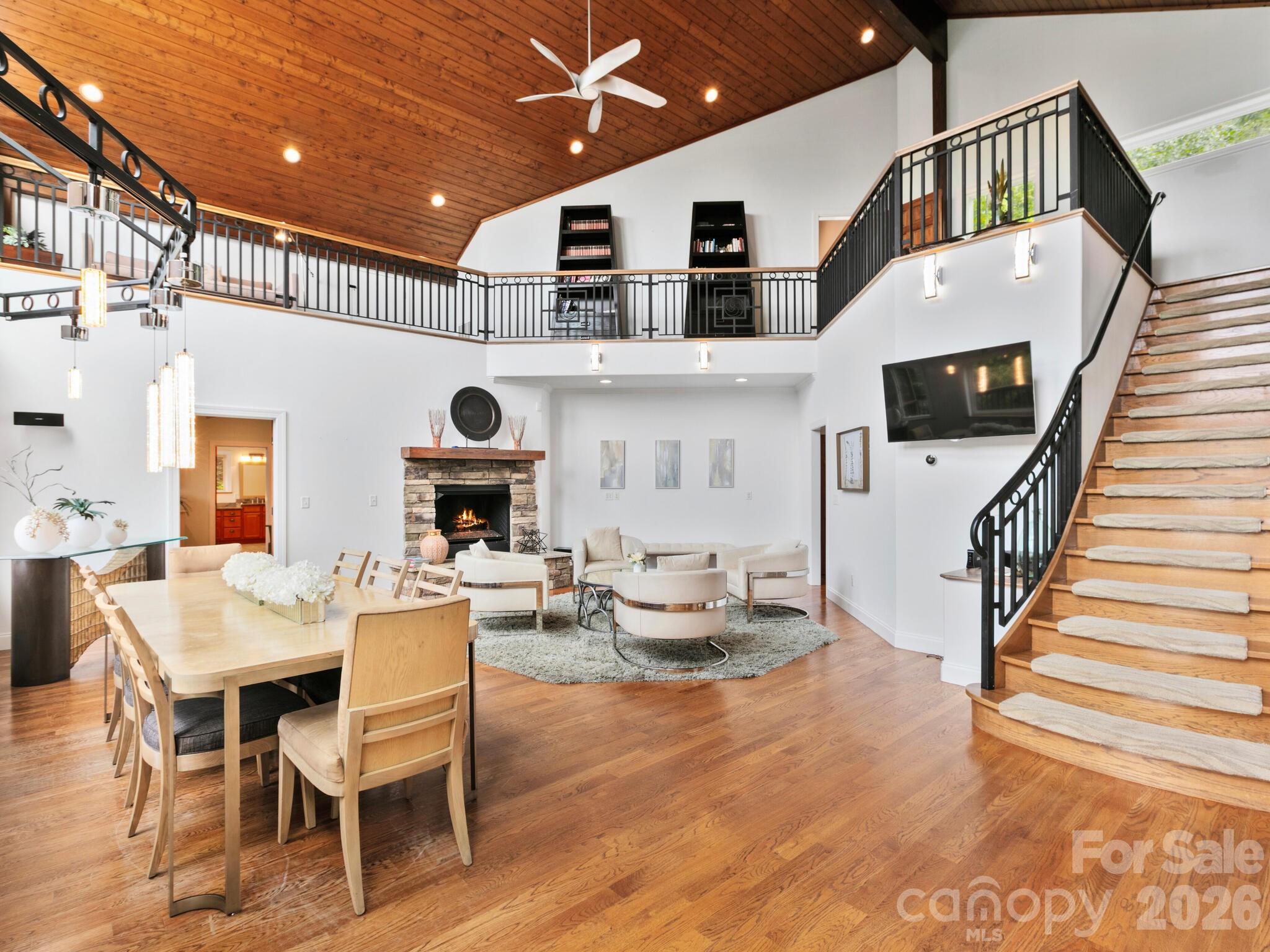 Rambling Ridge - Residential