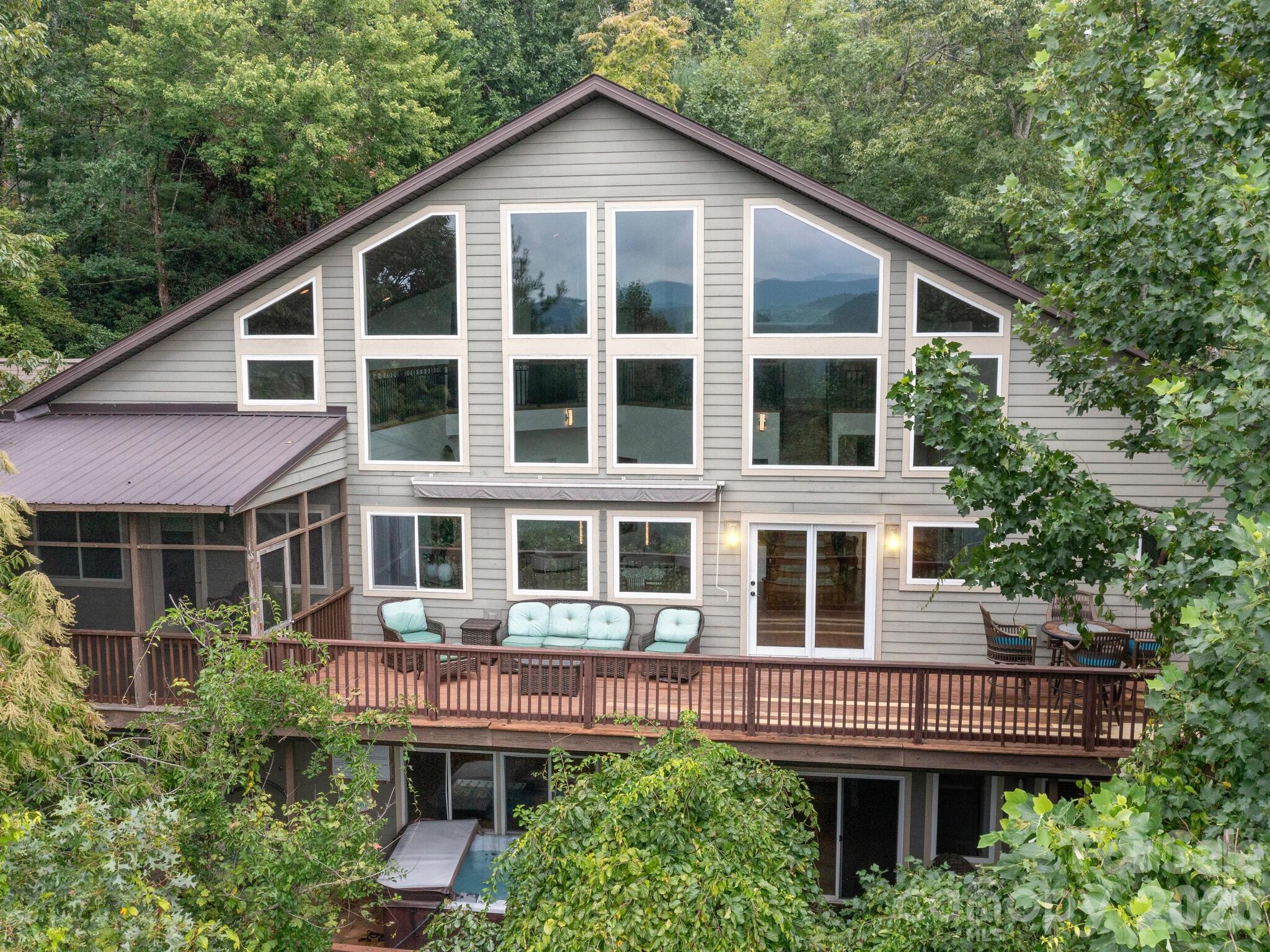 Rambling Ridge - Residential