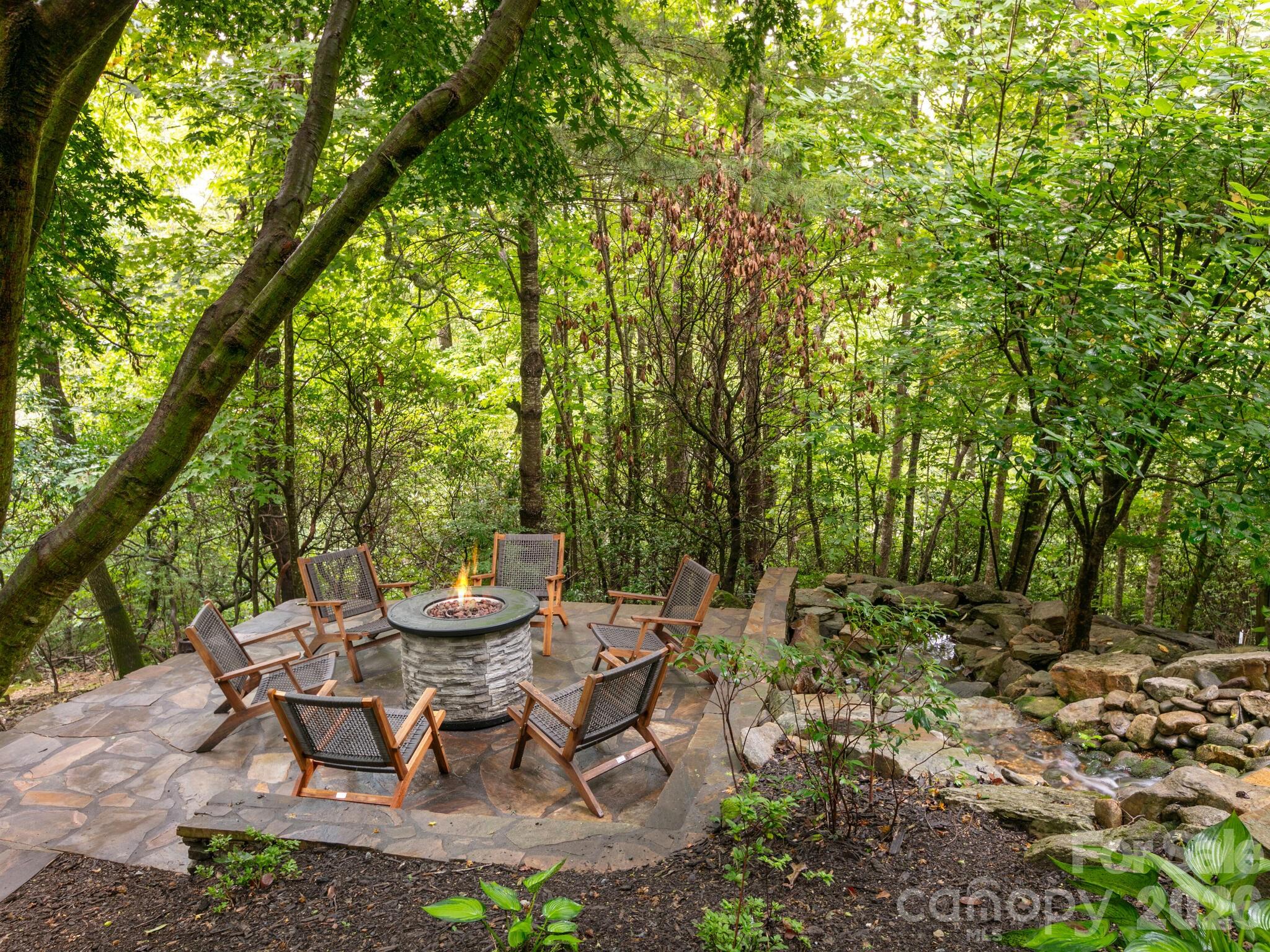 Rambling Ridge - Residential