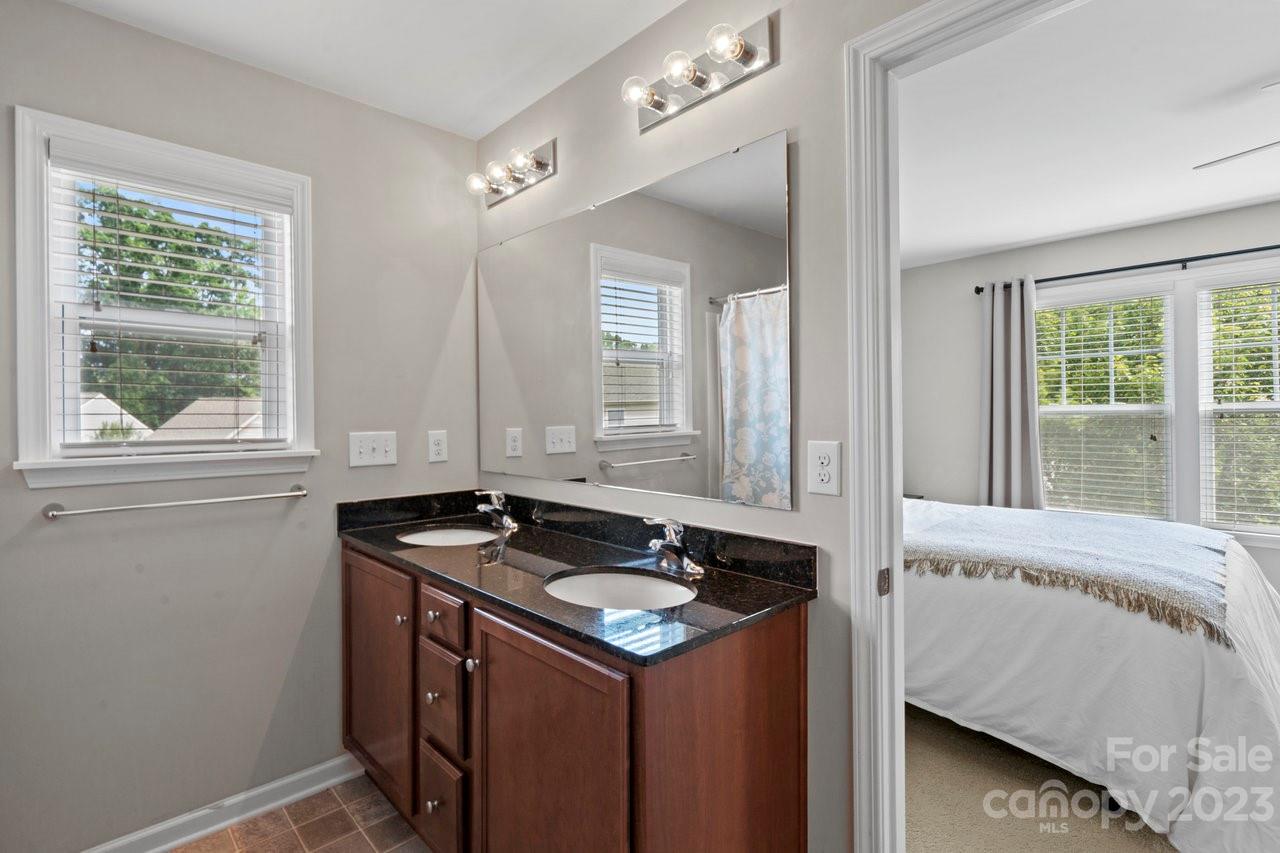 Harris Crossing - Residential