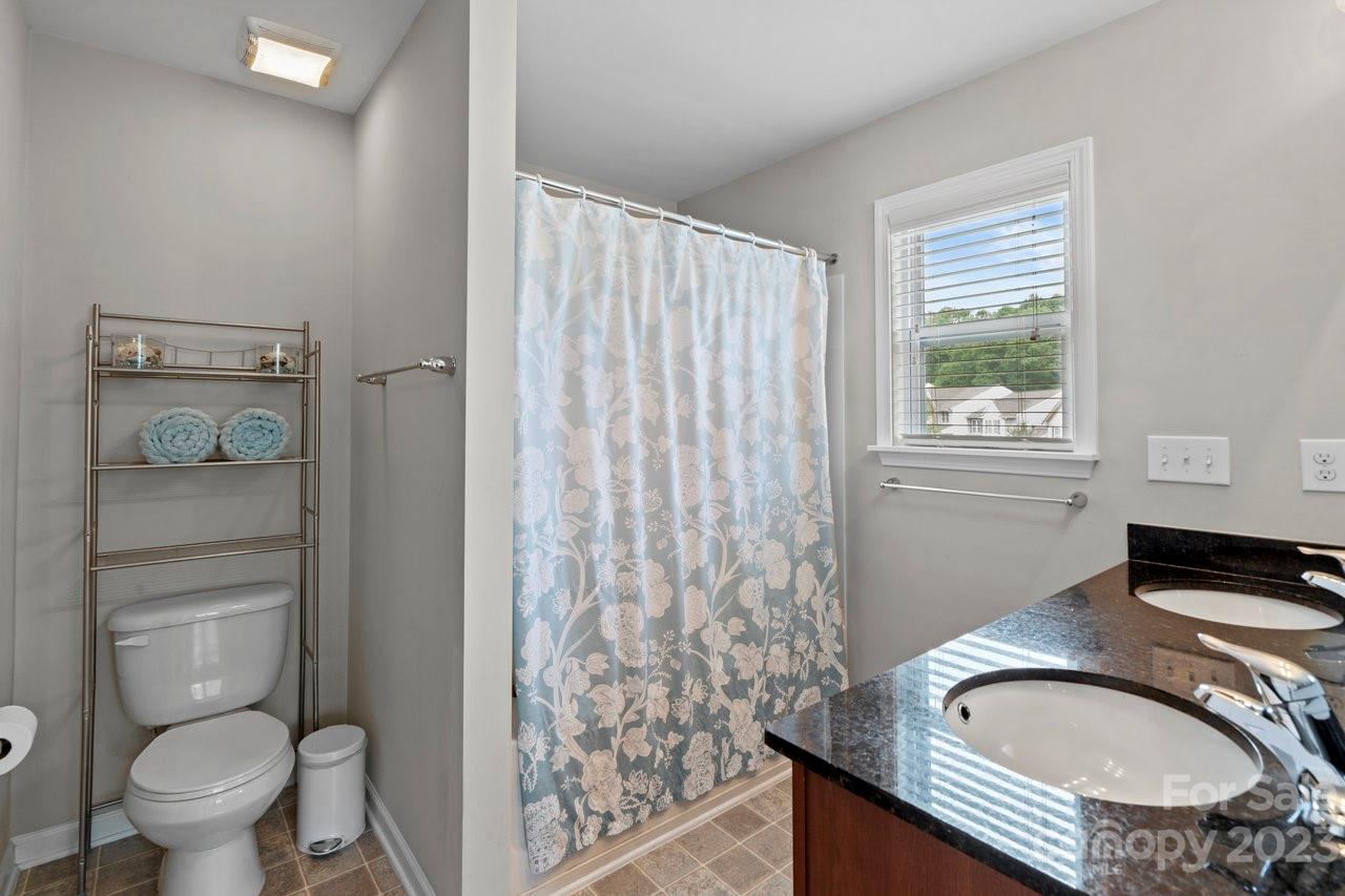 Harris Crossing - Residential