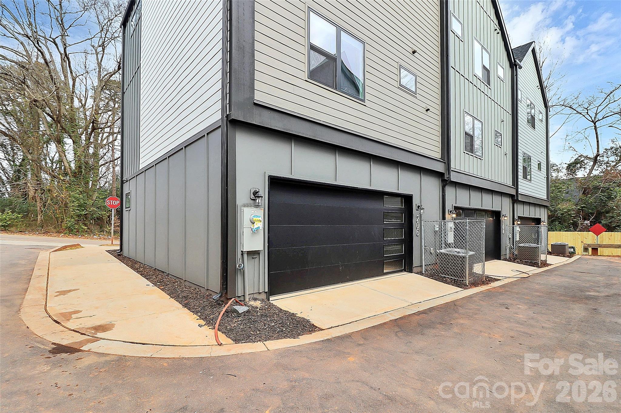 Residences at Oakview - Residential