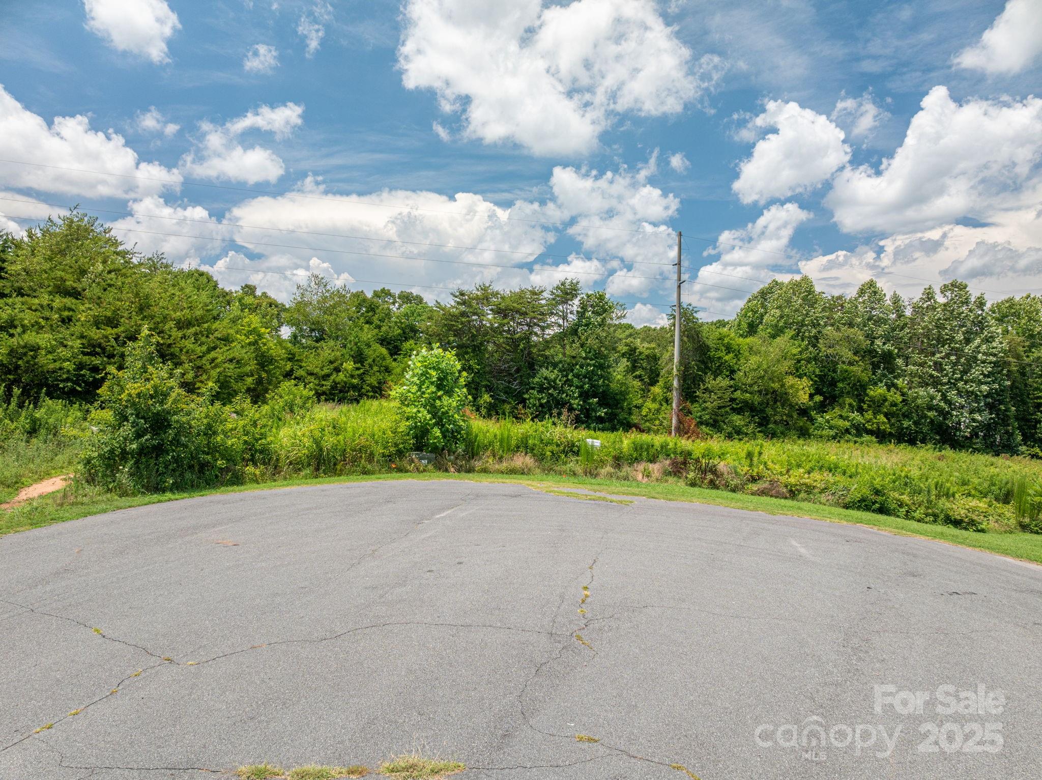000 Flag Lane 53