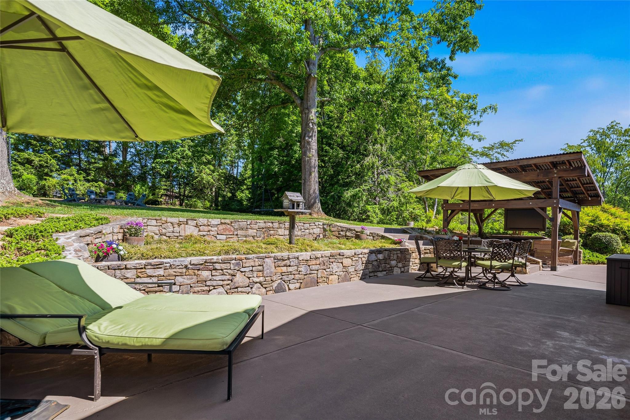 White Pine Circle - Residential