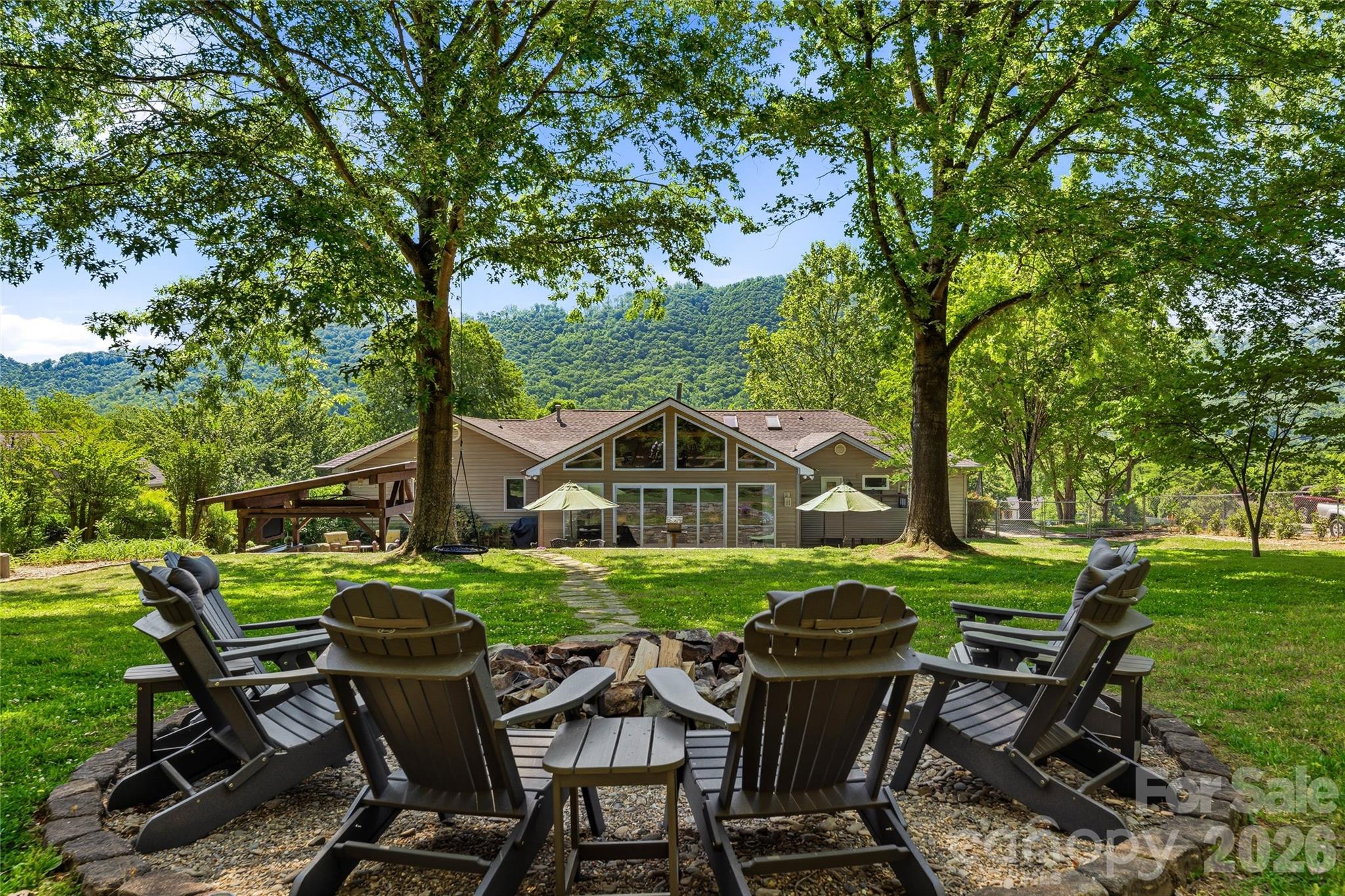 White Pine Circle - Residential