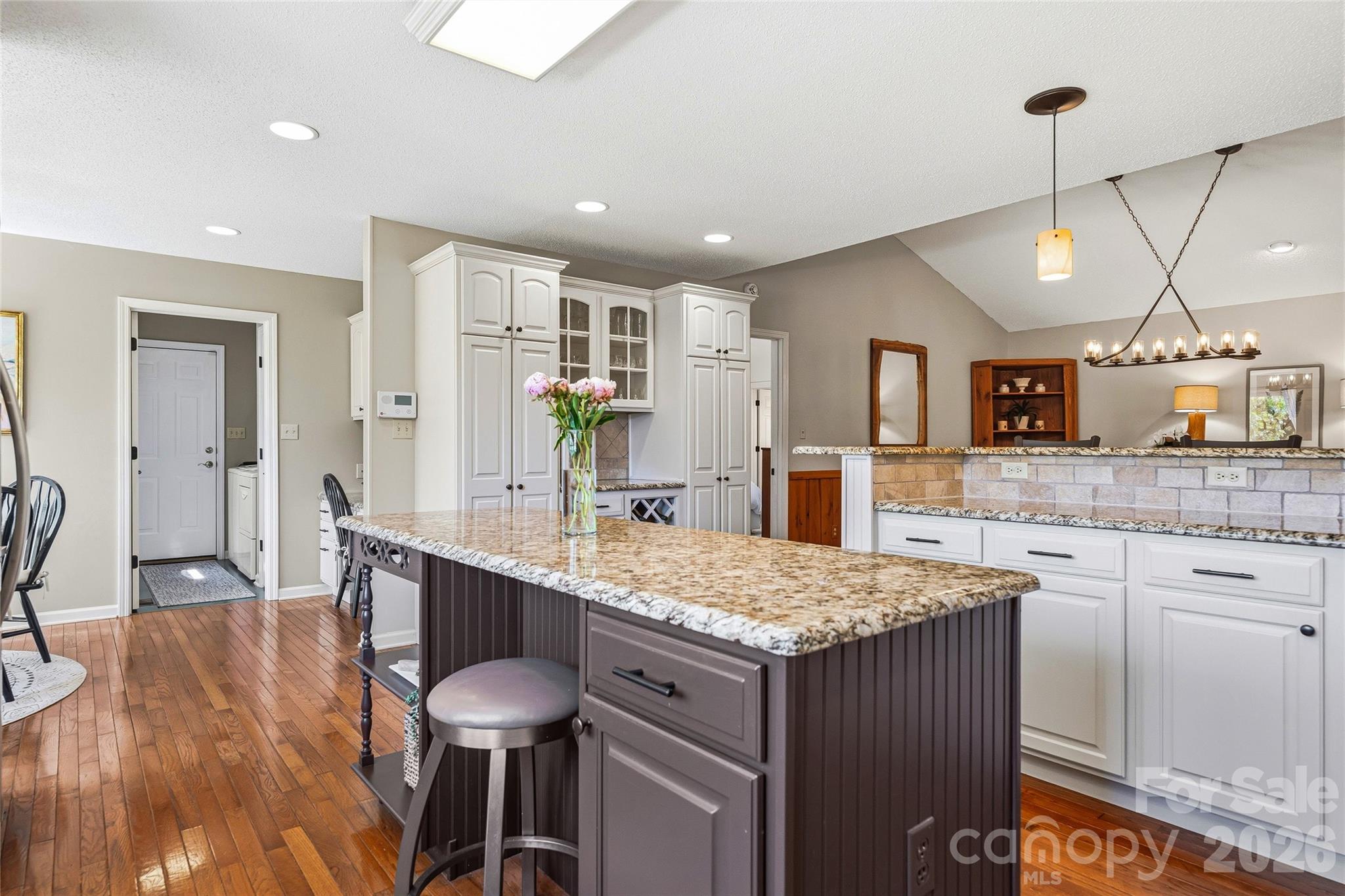White Pine Circle - Residential