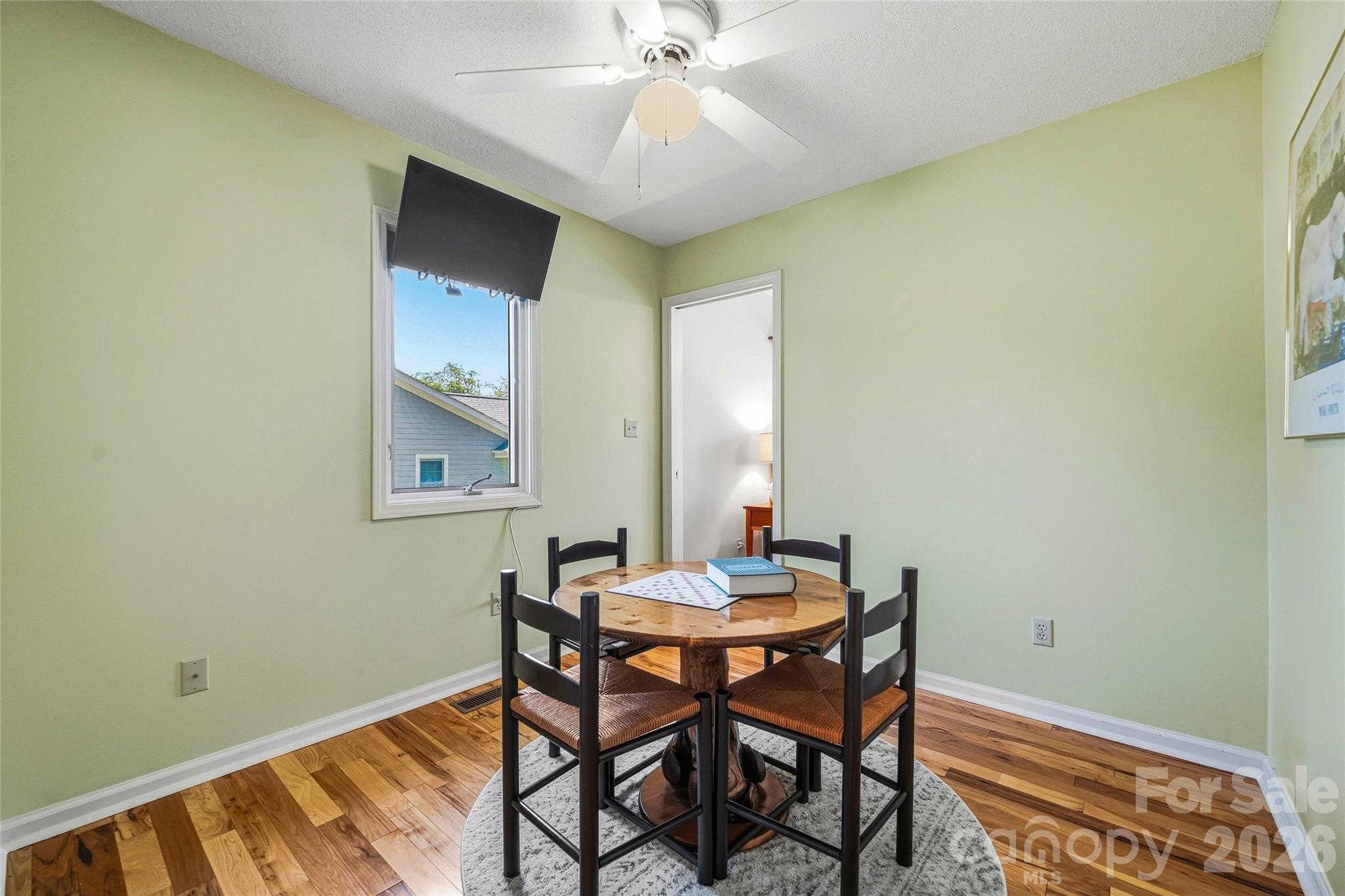 White Pine Circle - Residential