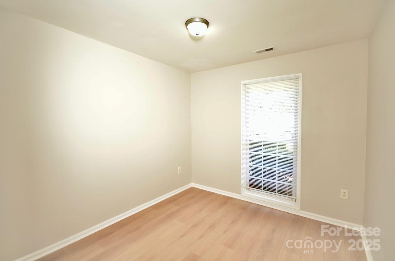 Old Oaks - Residential Lease