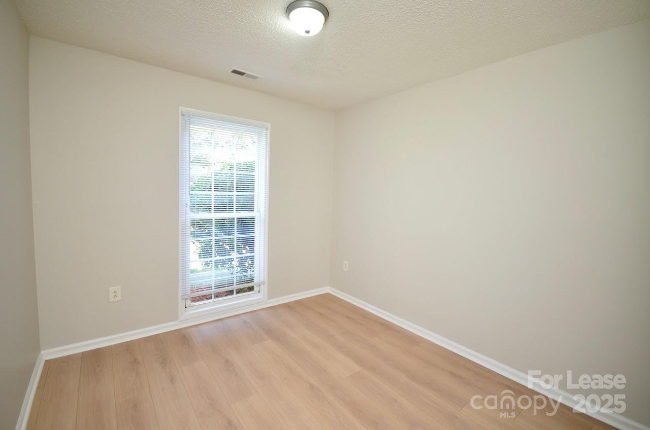 Old Oaks - Residential Lease