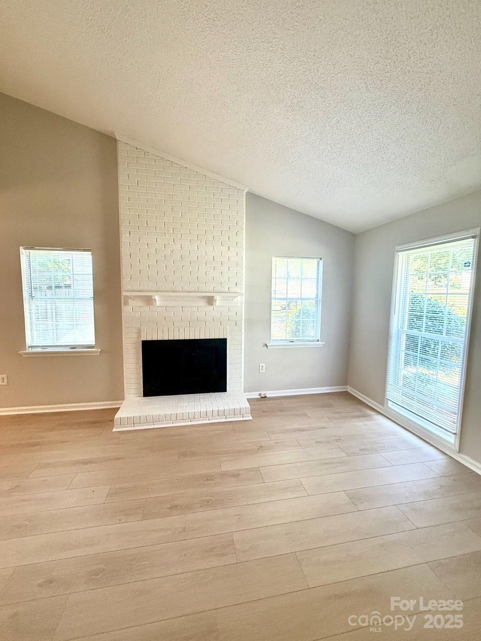 Old Oaks - Residential Lease