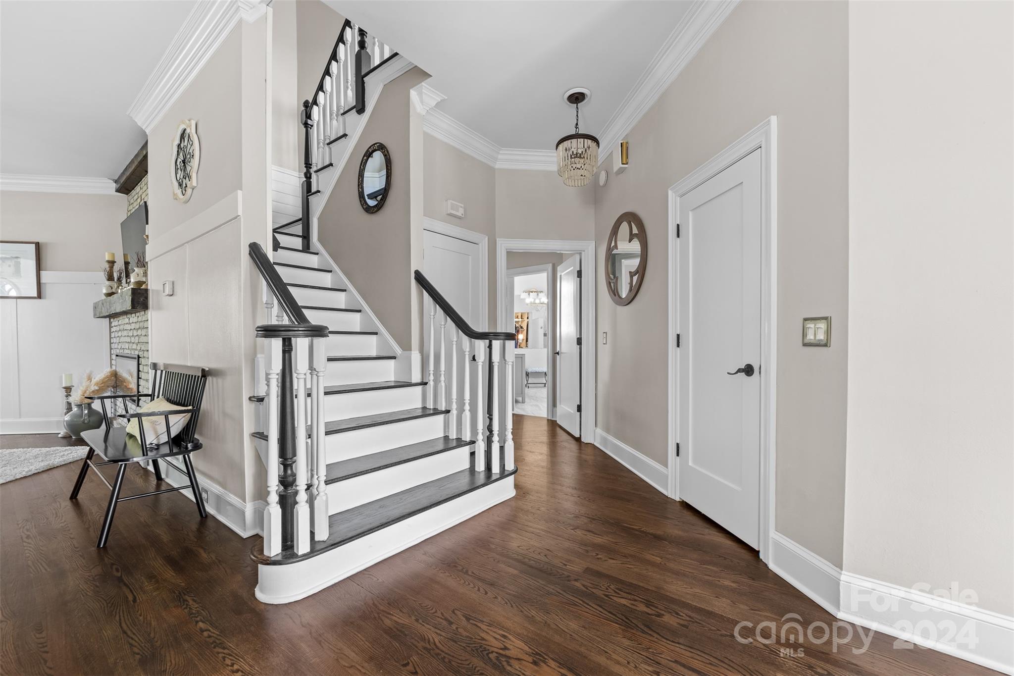 The Peninsula - Residential