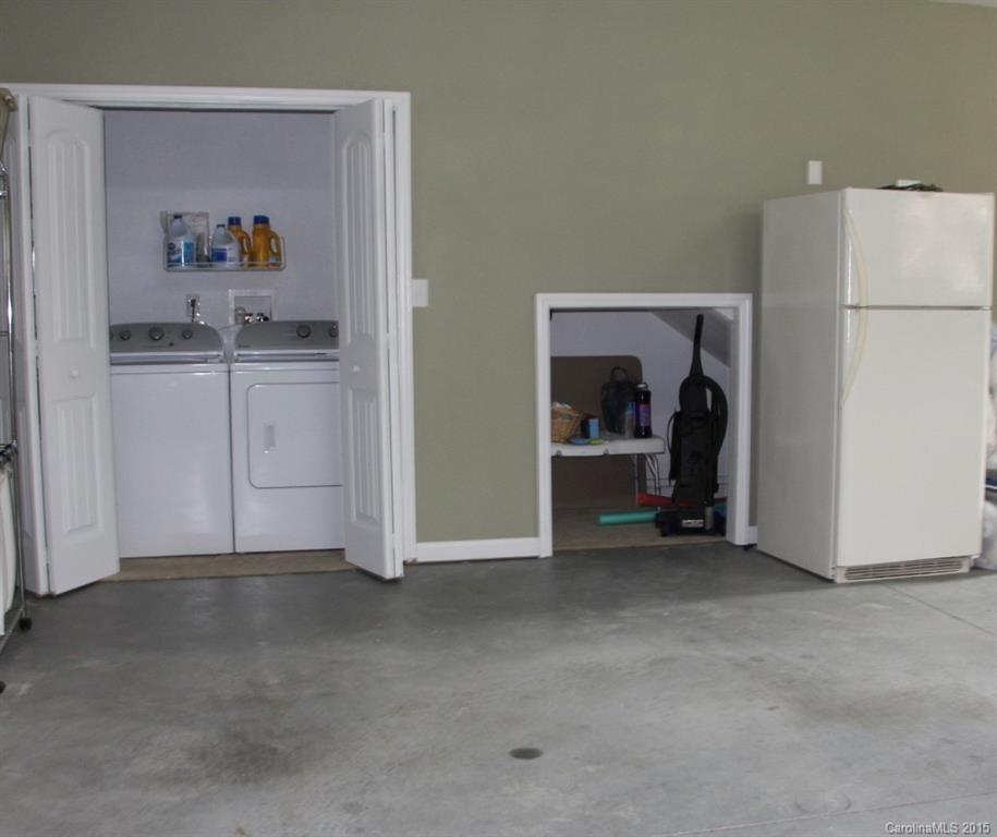 Sandy Ridge Acres - Residential