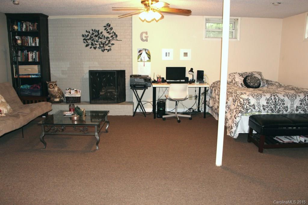 Sandy Ridge Acres - Residential