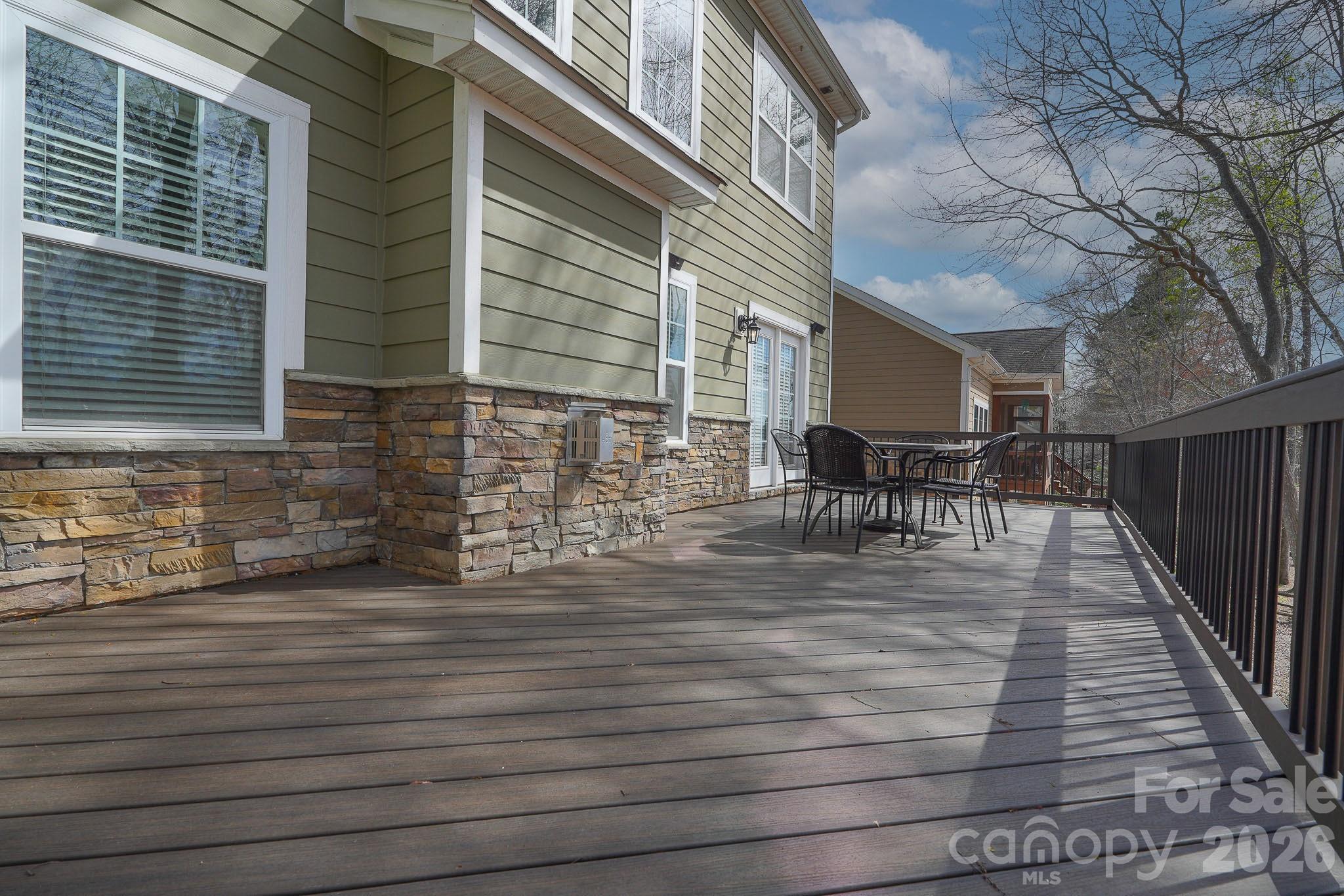 The Palisades - Residential