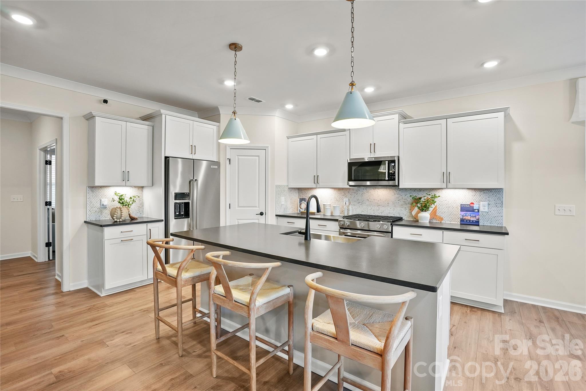 2149 Riverbend Avenue