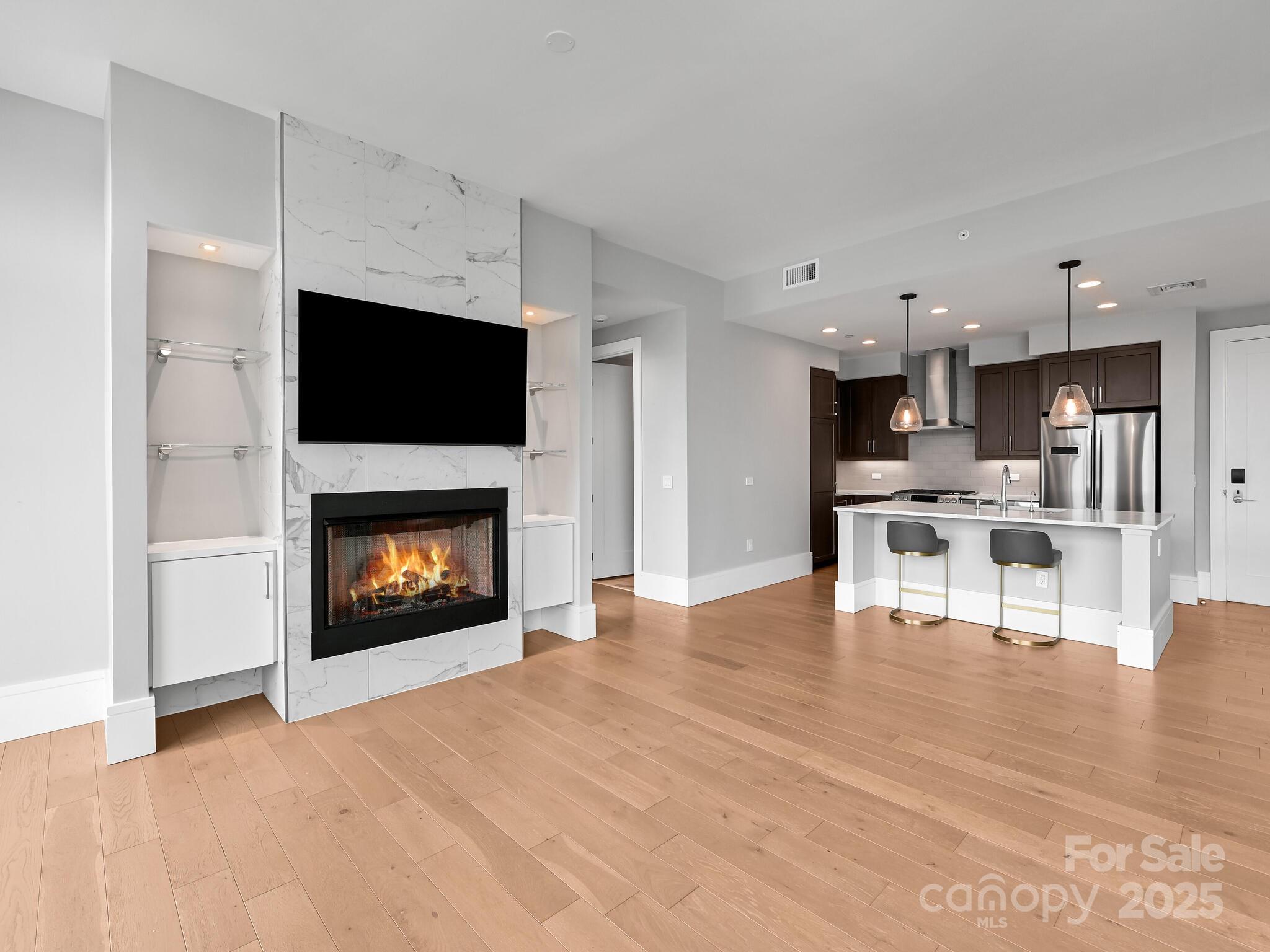 Asheville Arras Residence - Residential