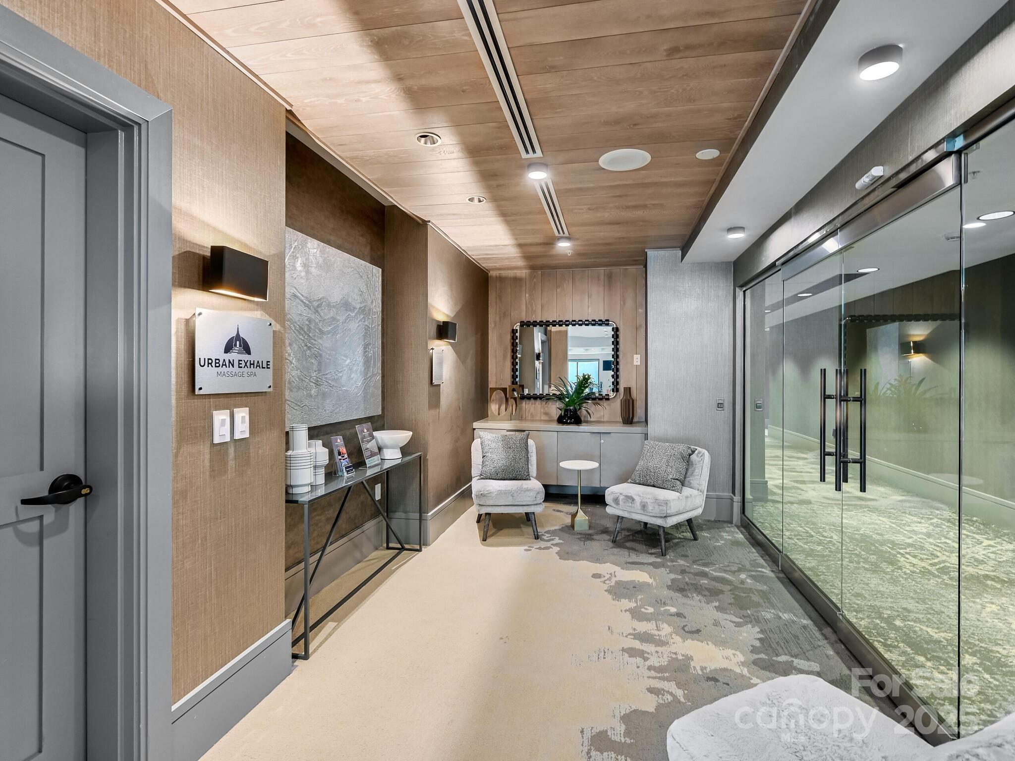 Asheville Arras Residence - Residential