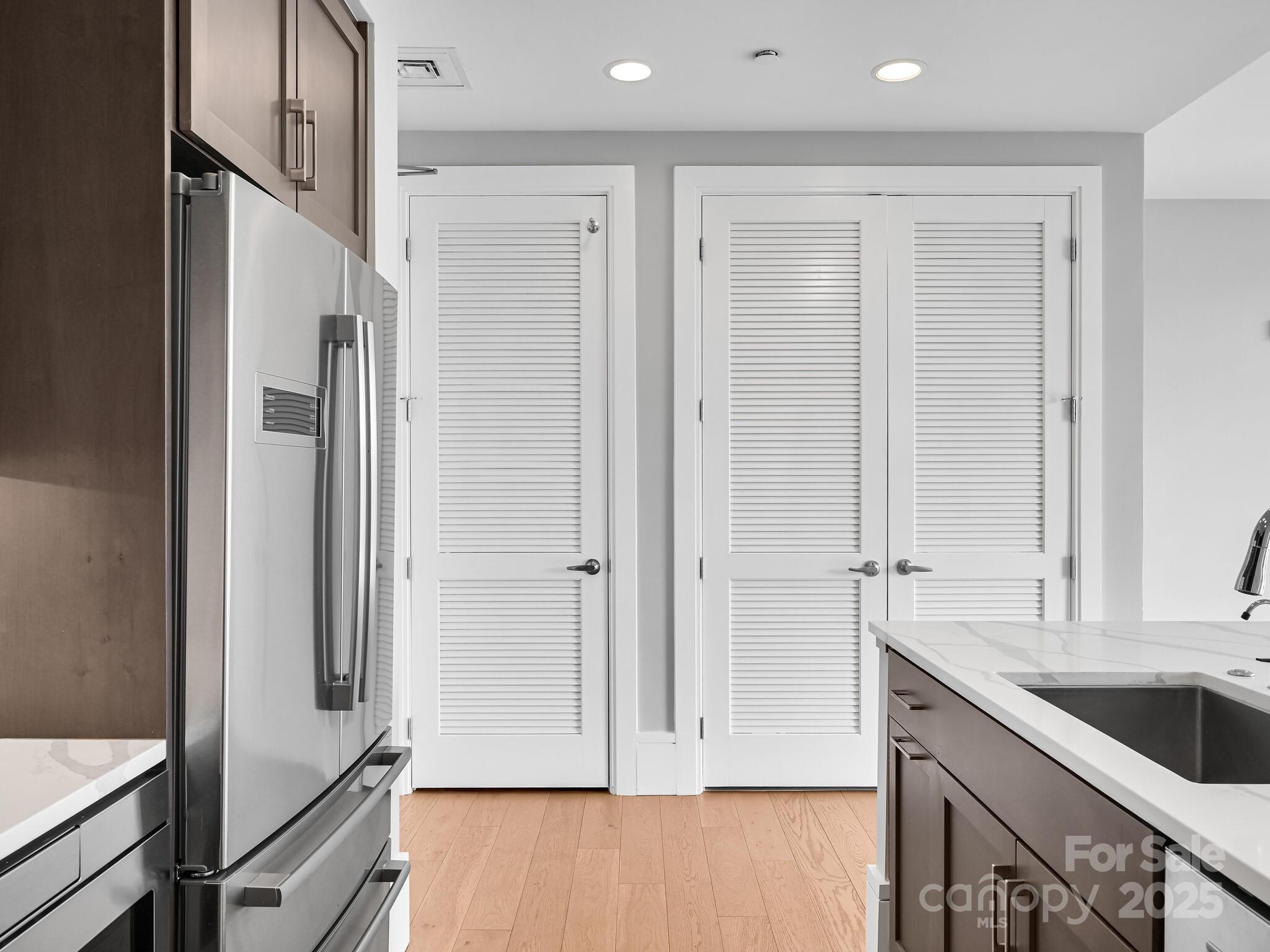 Asheville Arras Residence - Residential