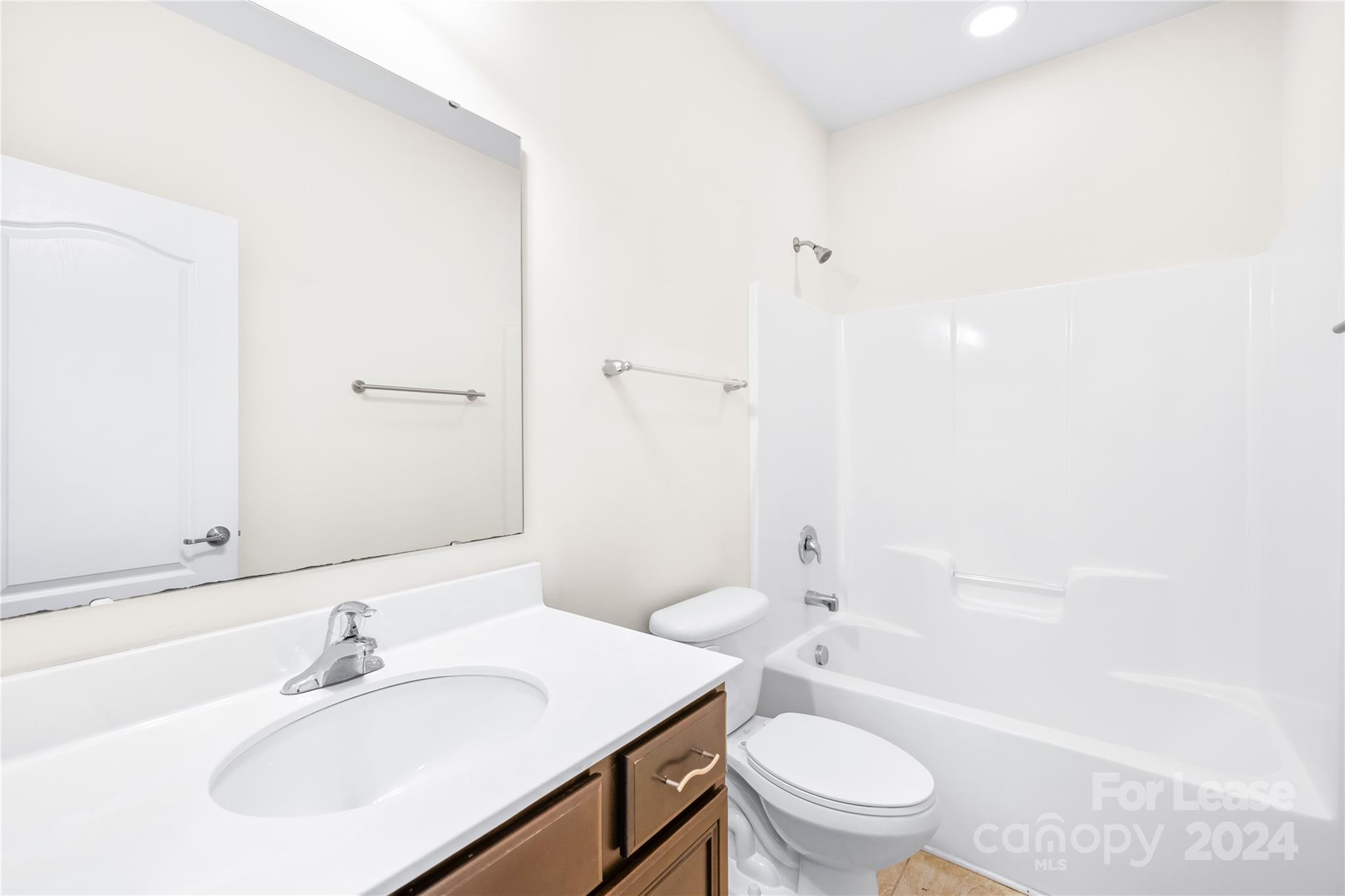 Hawks Creek - Residential Lease