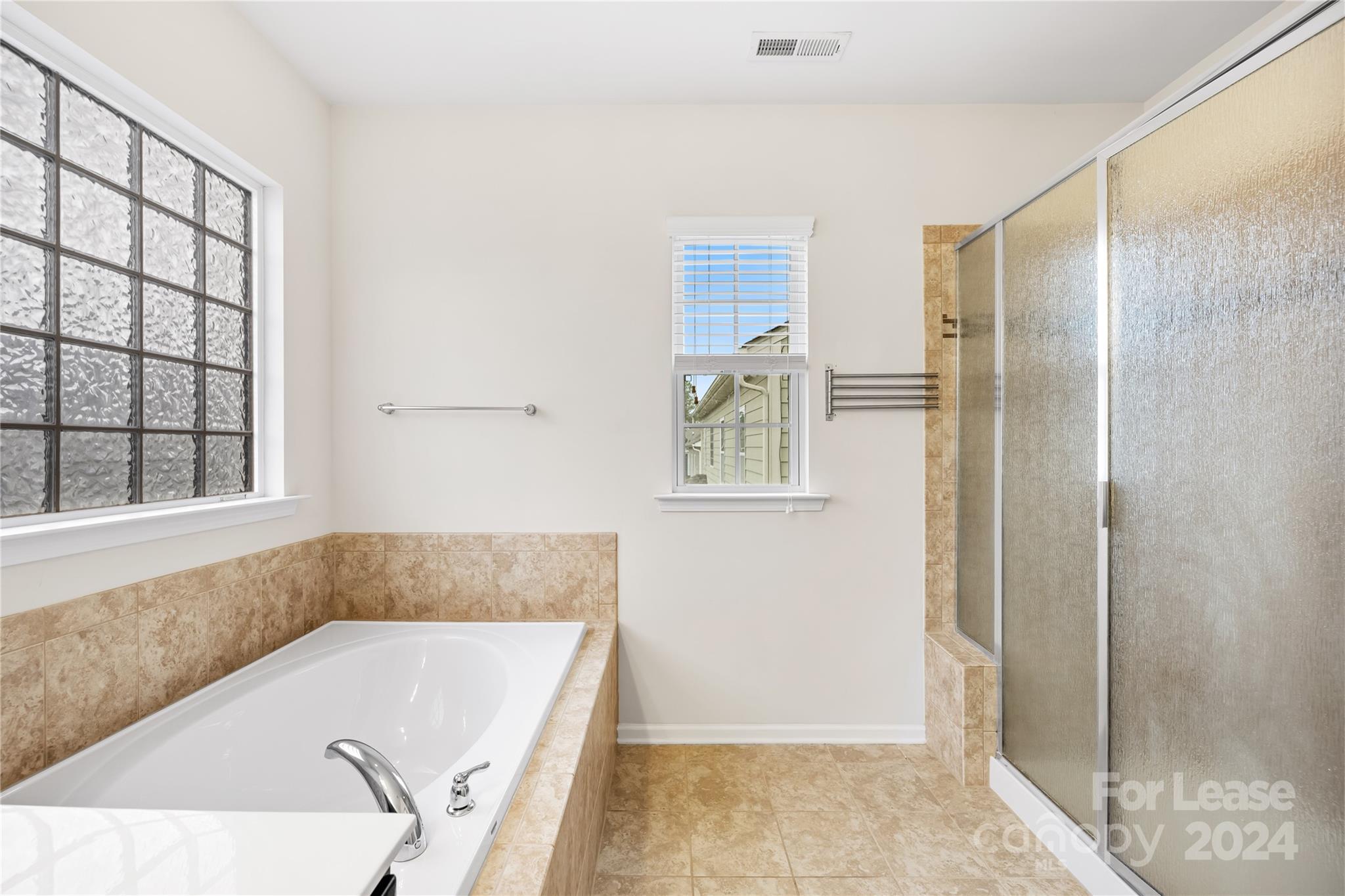 Hawks Creek - Residential Lease