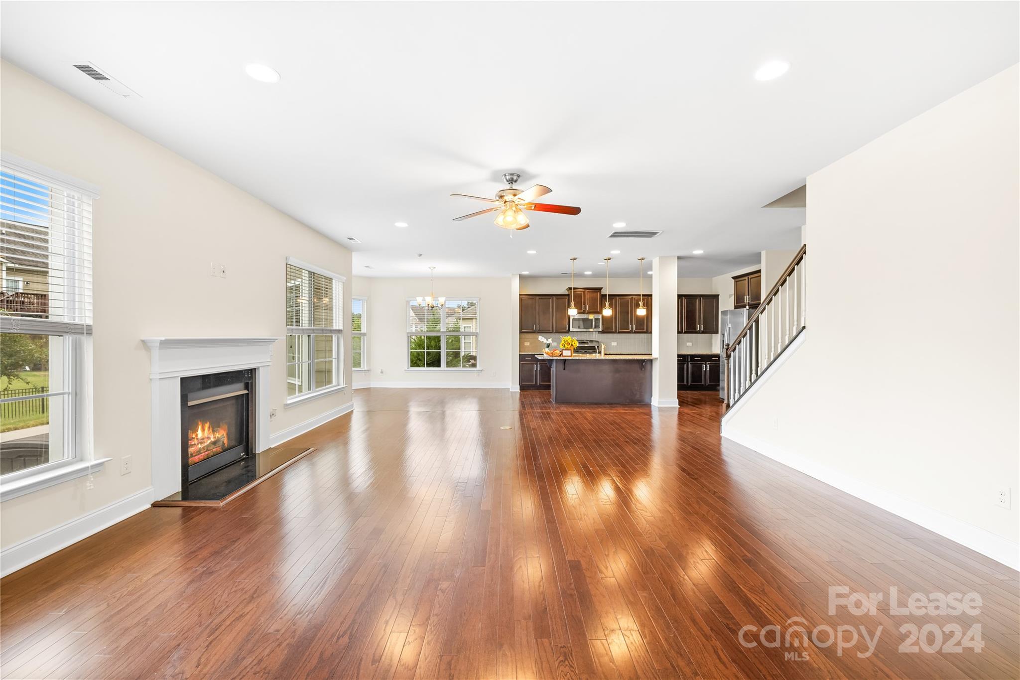 Hawks Creek - Residential Lease