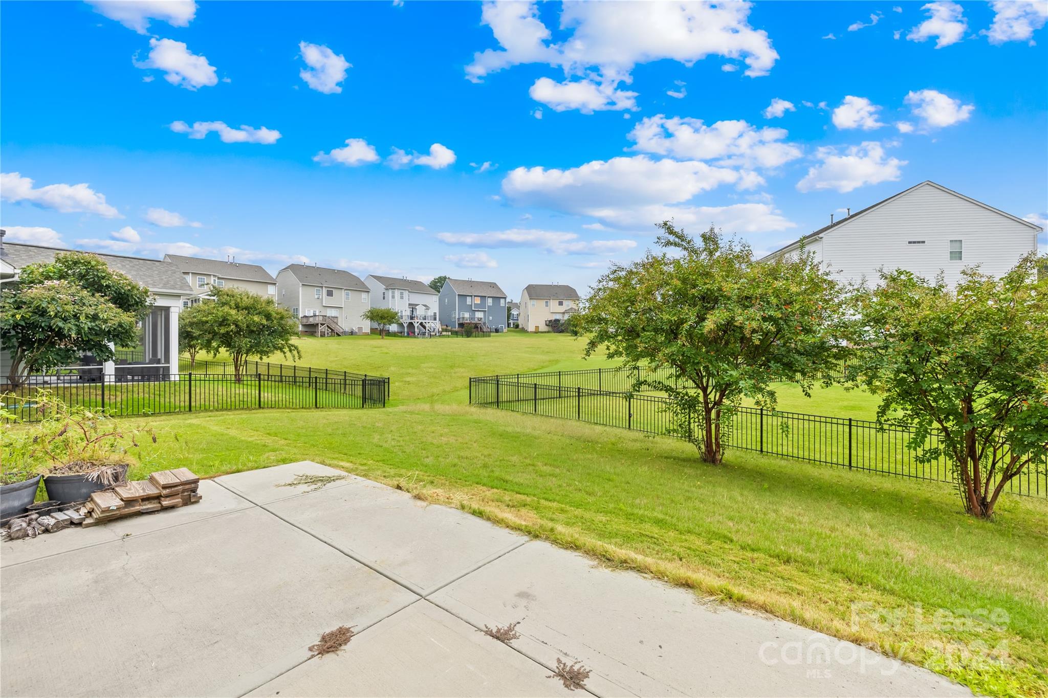 Hawks Creek - Residential Lease