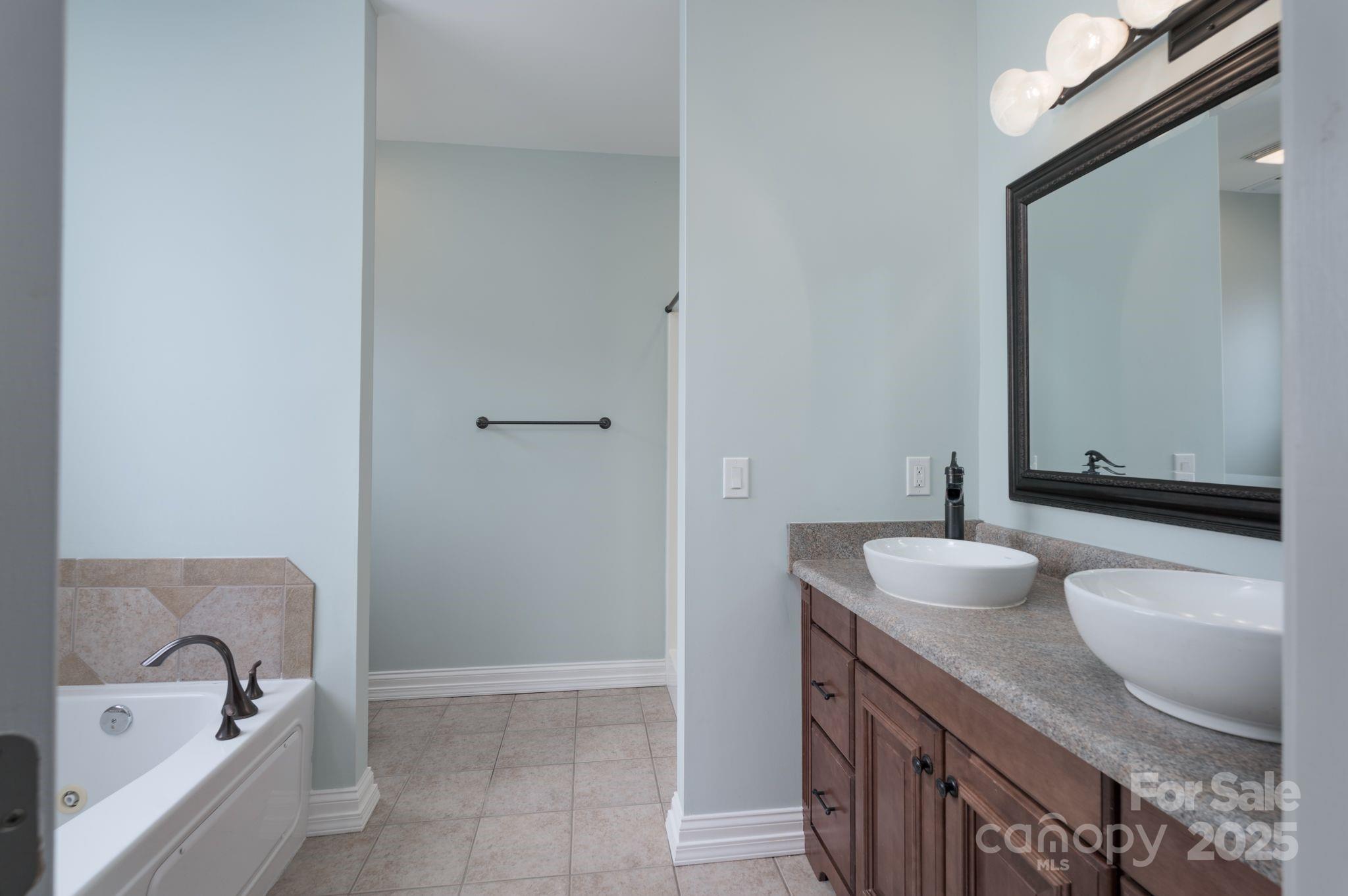 Stoneridge Lakes - Residential