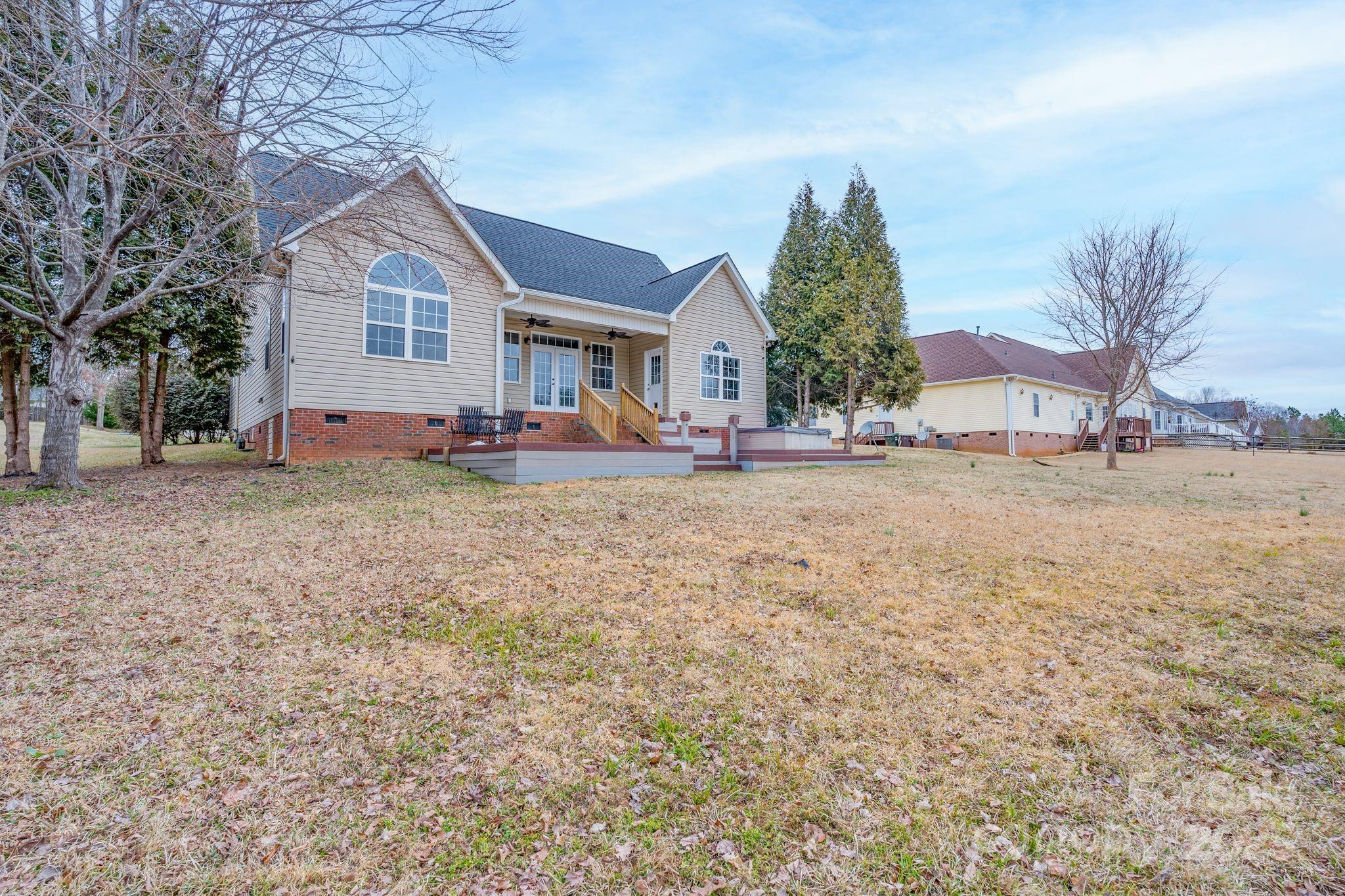 Stoneridge Lakes - Residential