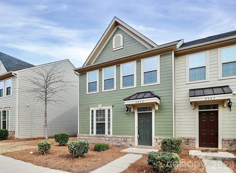 Photo of 3043 Potomac River Parkway, Charlotte, NC 28217 (MLS # 4343526)
