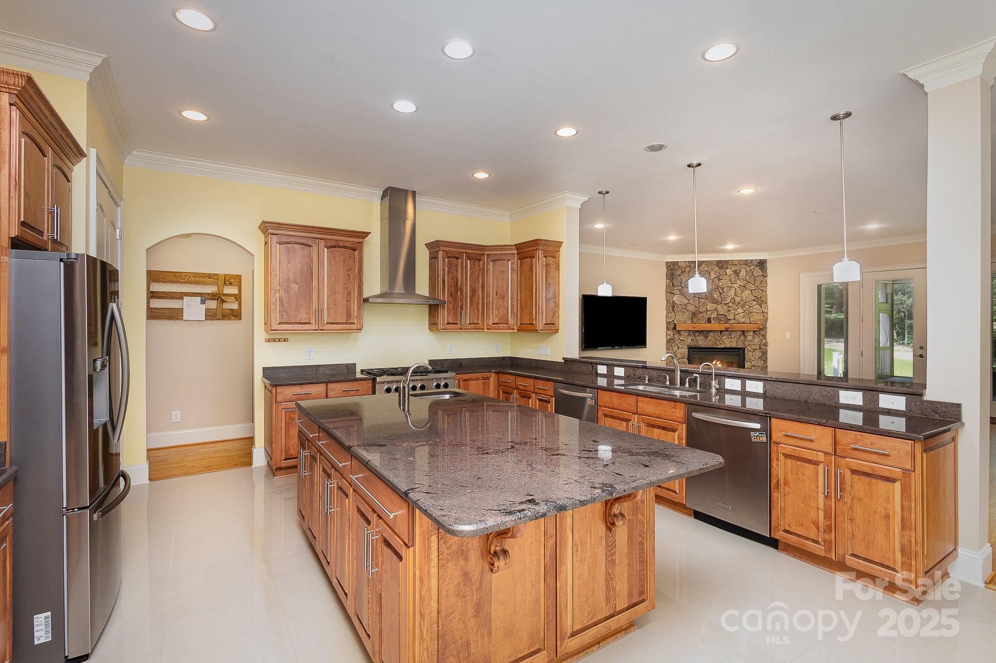 5888 Hidden Oaks Lane