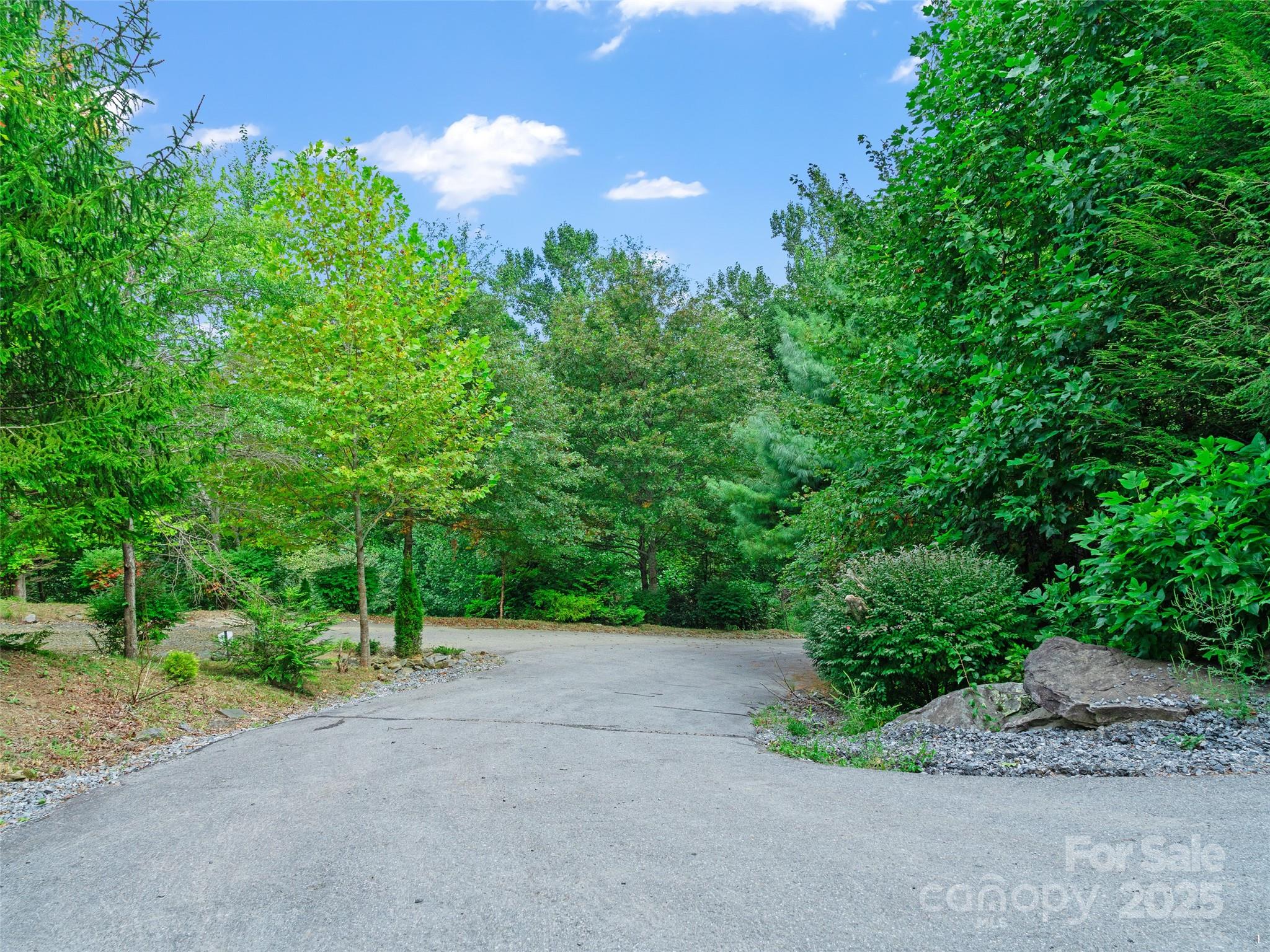 125 Floribunda Path Lot 8A