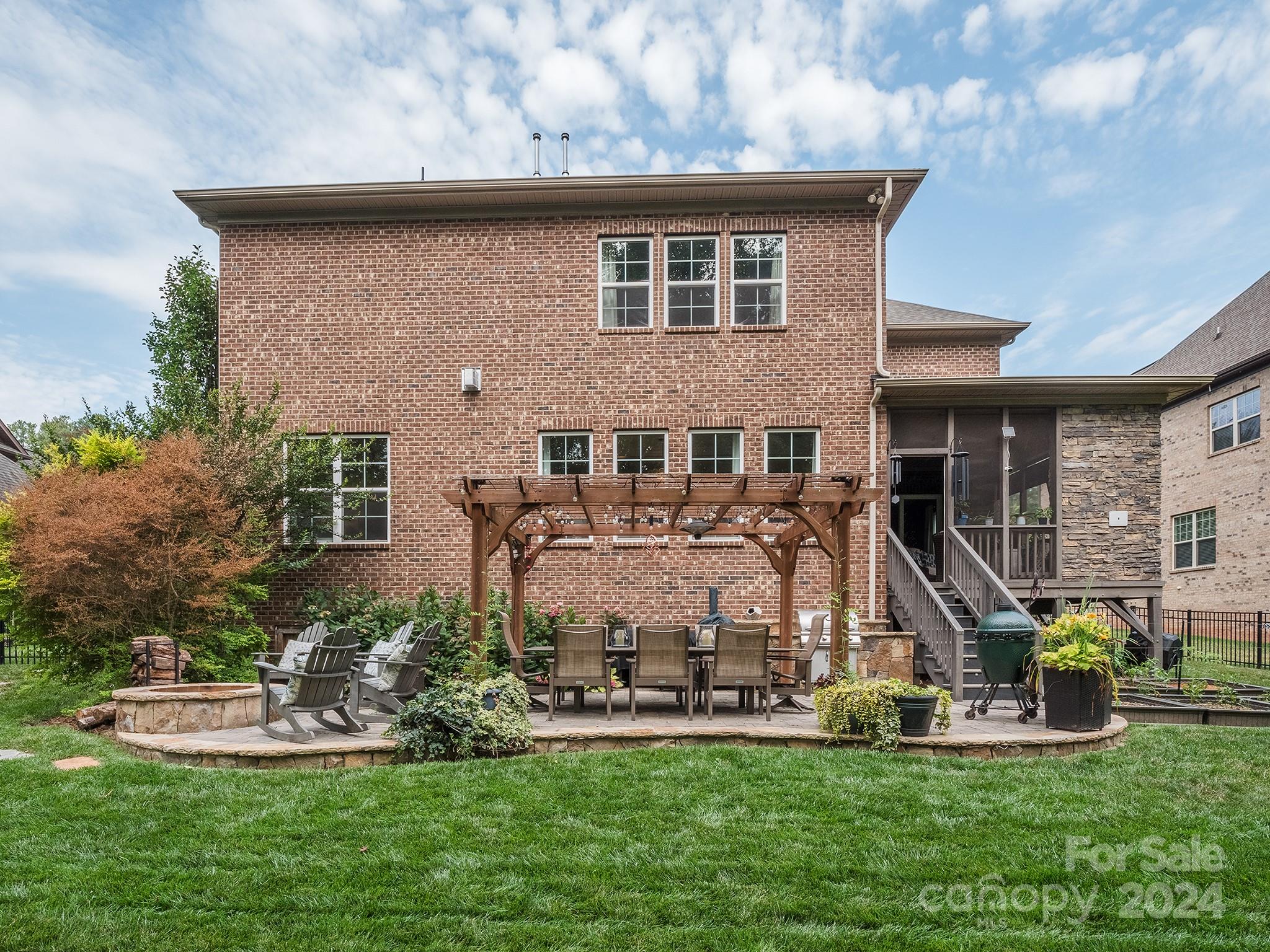 The Falls at Weddington - Residential