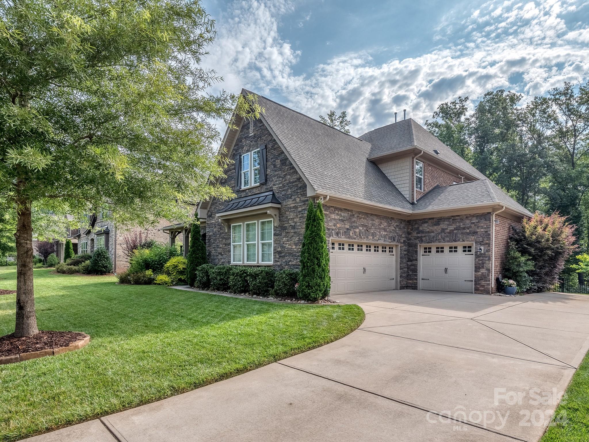 The Falls at Weddington - Residential