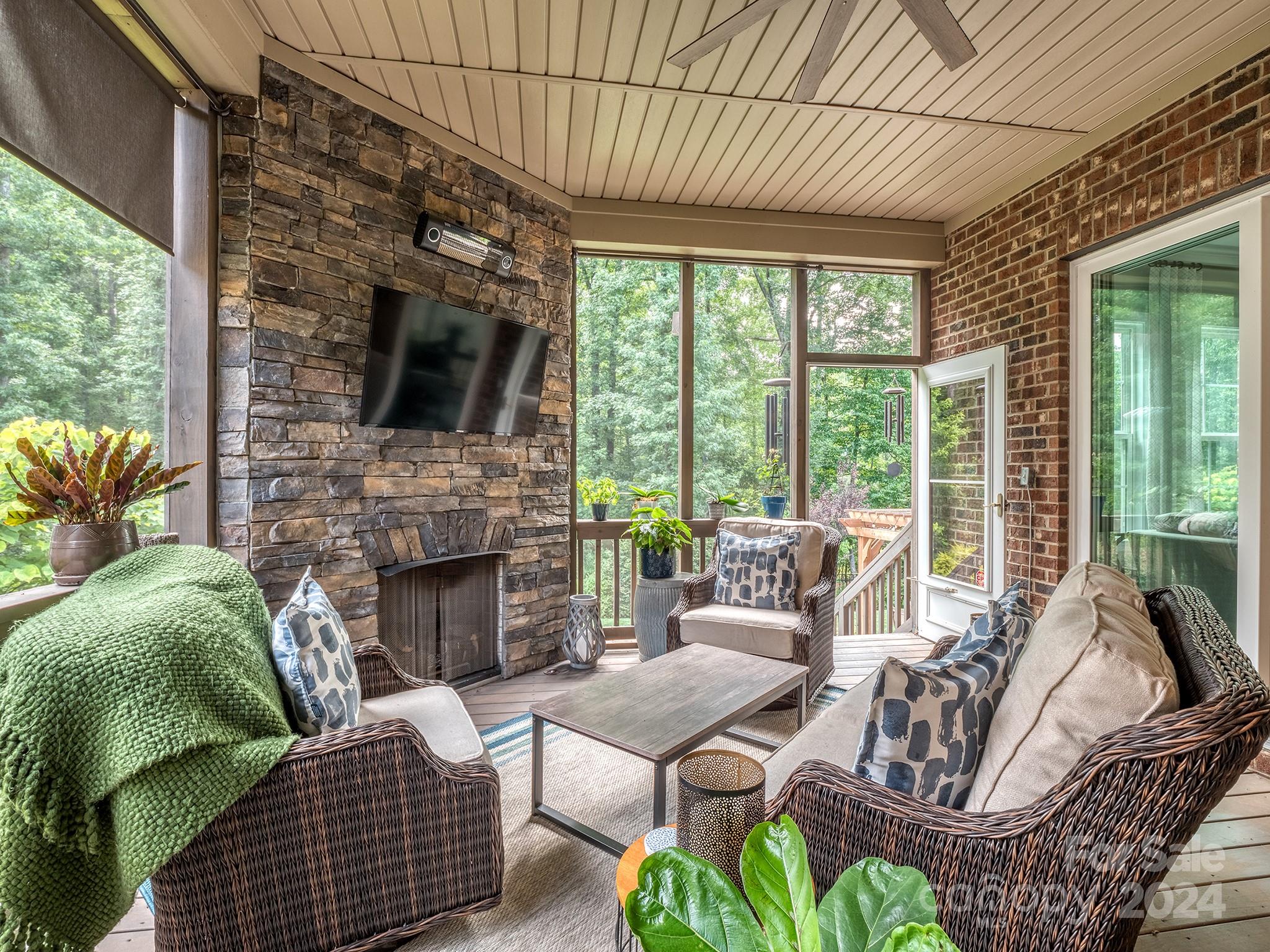 The Falls at Weddington - Residential