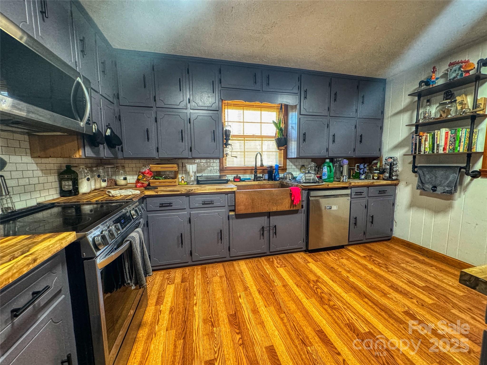 Davie Gardens - Residential