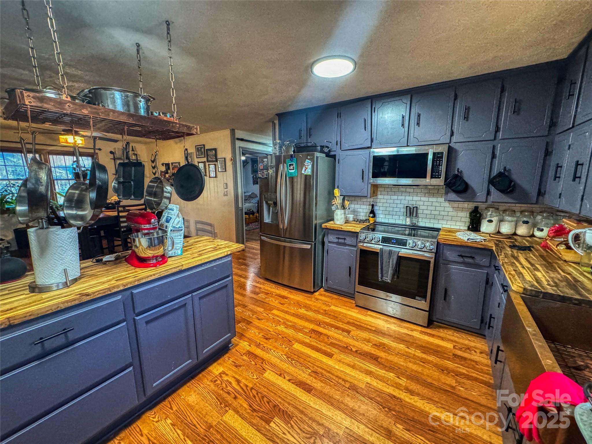 Davie Gardens - Residential