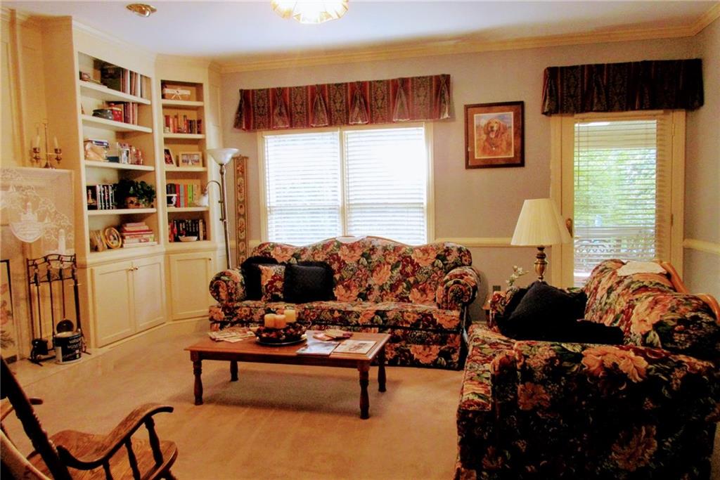 Moores Ferry - Residential