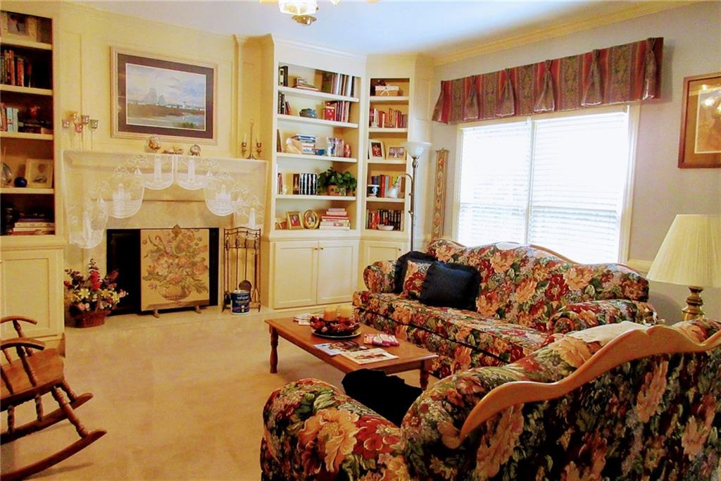 Moores Ferry - Residential