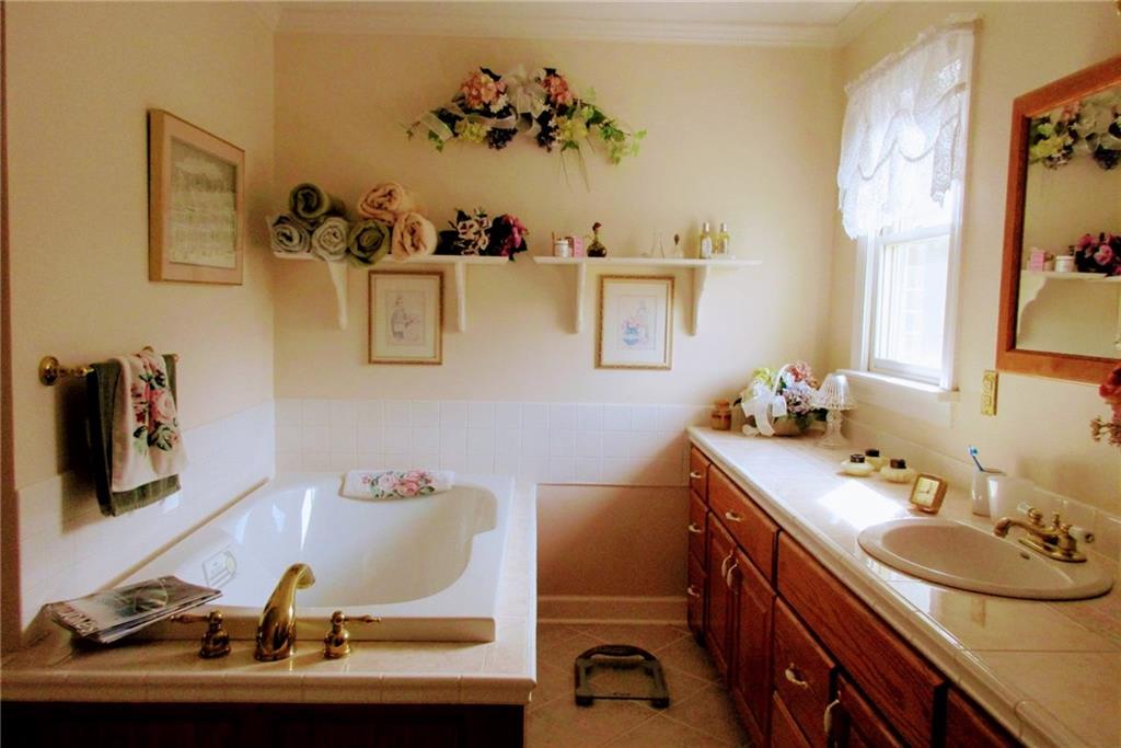 Moores Ferry - Residential