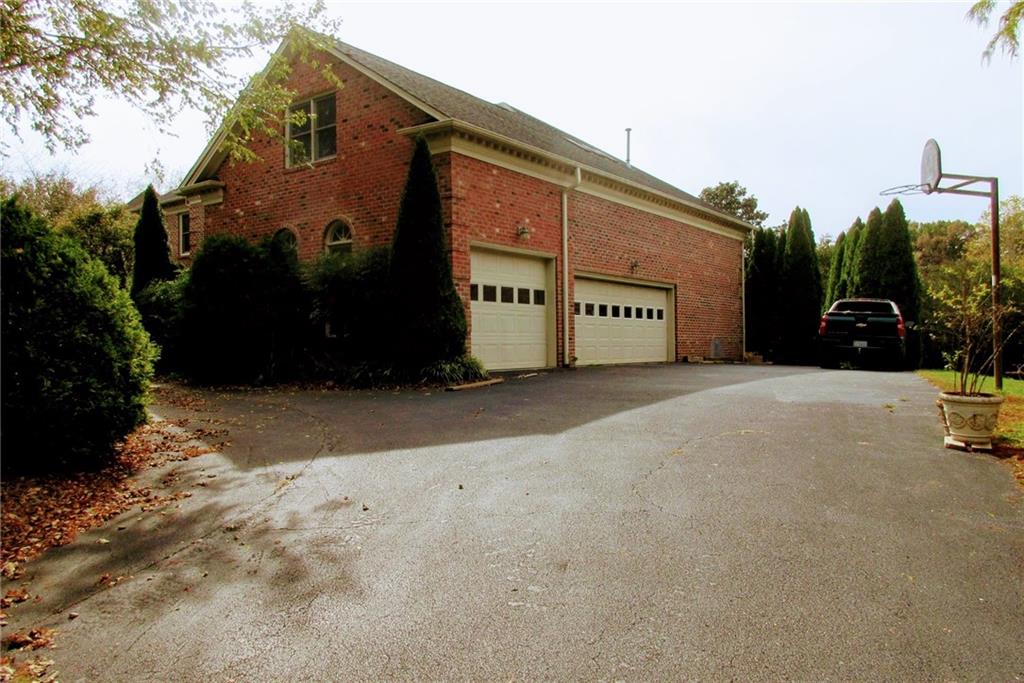 Moores Ferry - Residential