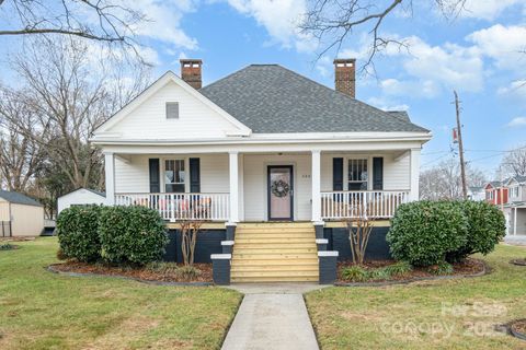 Photo of 500 S Main Street, Kannapolis, NC 28081 (MLS # 4327837)