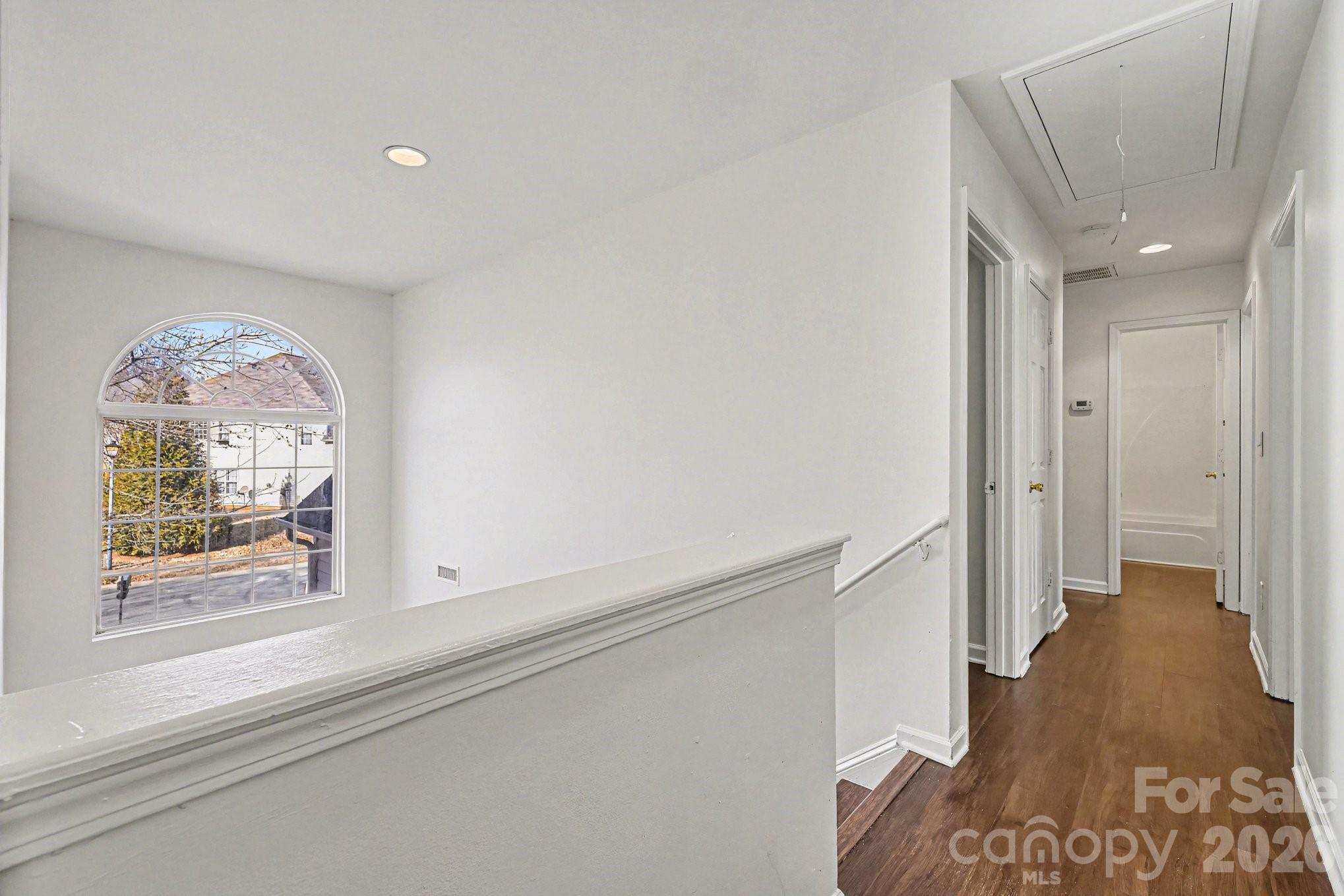 Oakbrooke - Residential