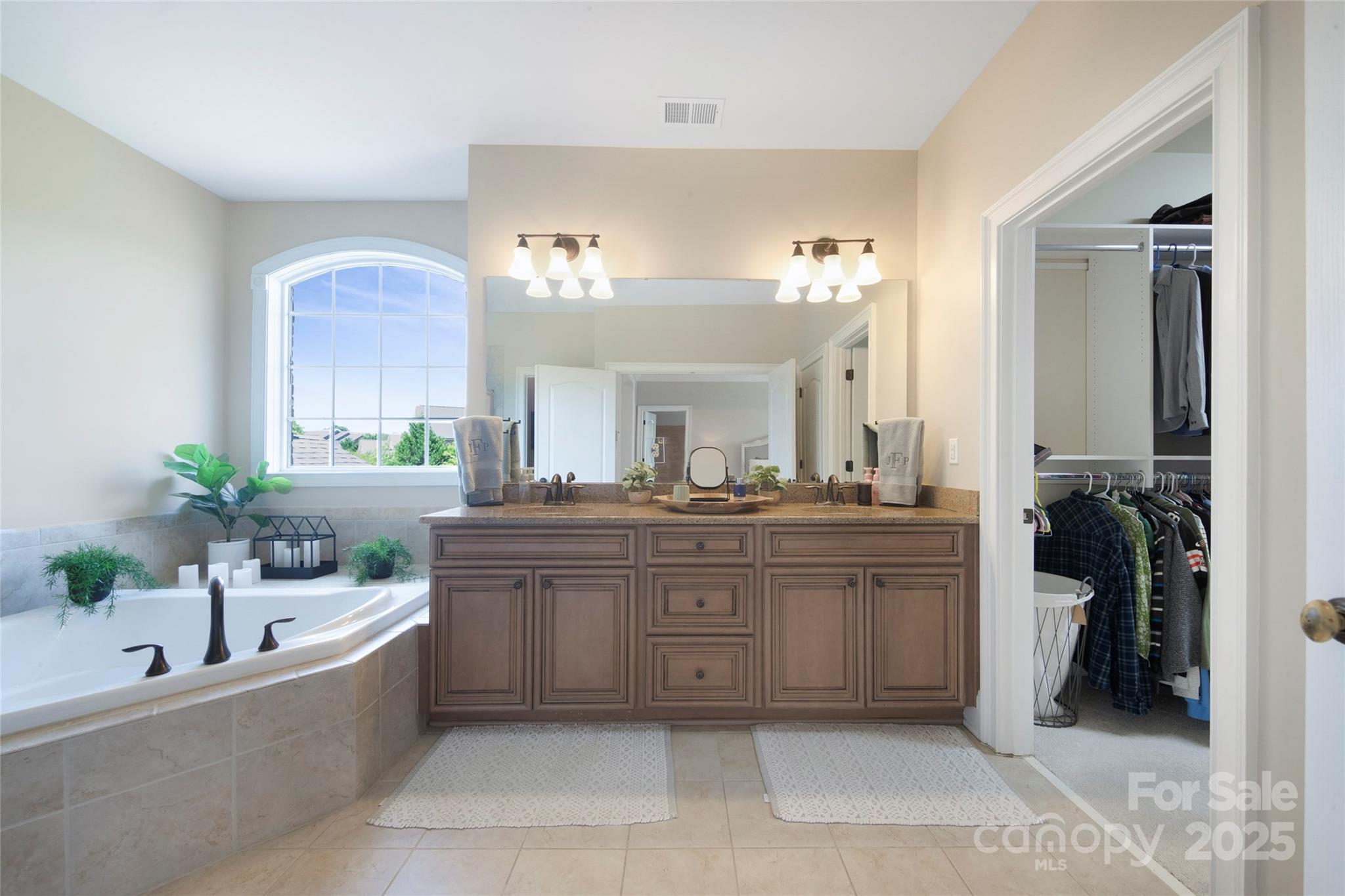 Bridal Path Estates at Wyndham Hall - Residential