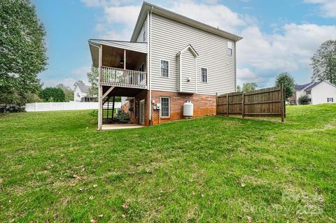 A home in Hickory