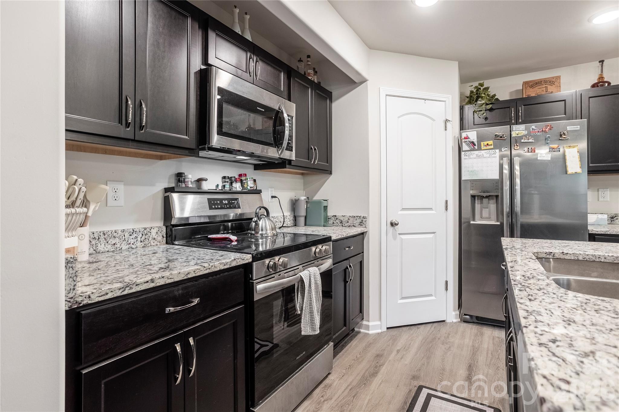 Kings Pointe - Residential