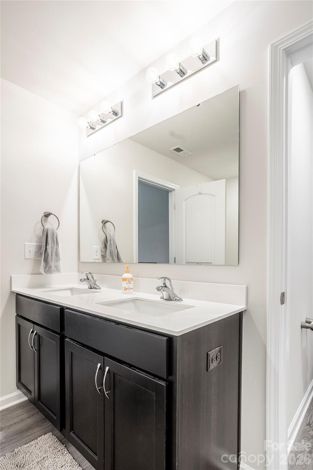 Kings Pointe - Residential